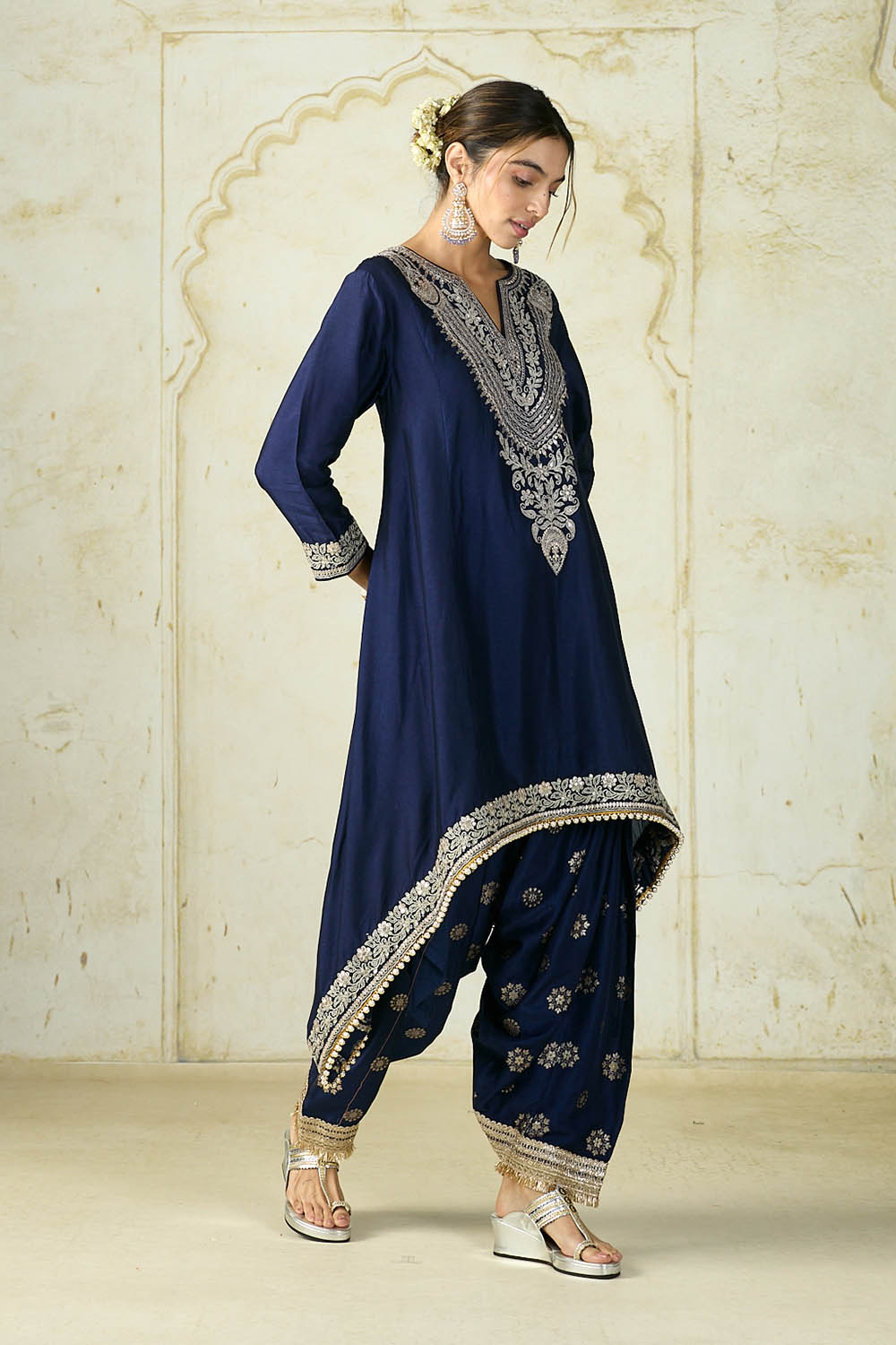 Nadia Farshi Set