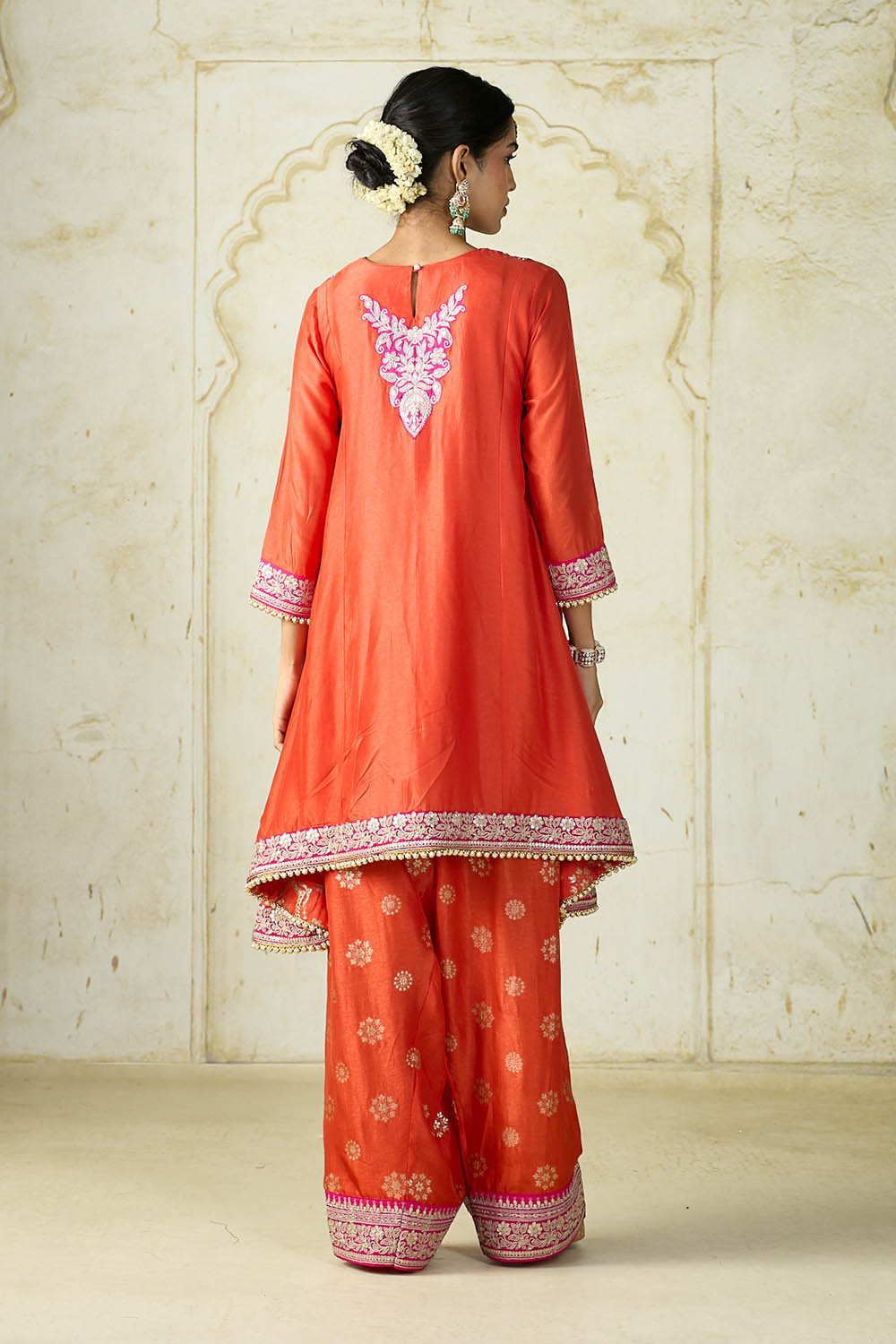 Nadia Farshi Set