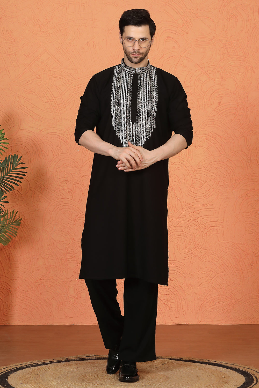 Nawaaz Embroidered Kurta with Loose Fit Parallel Matching Pants