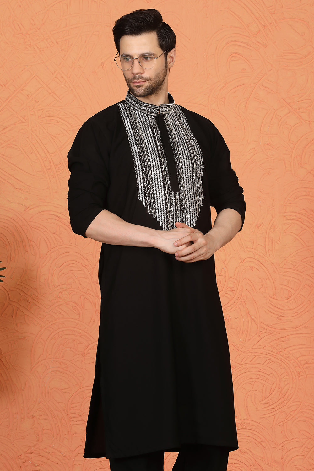 Nawaaz Embroidered Kurta with Loose Fit Parallel Matching Pants