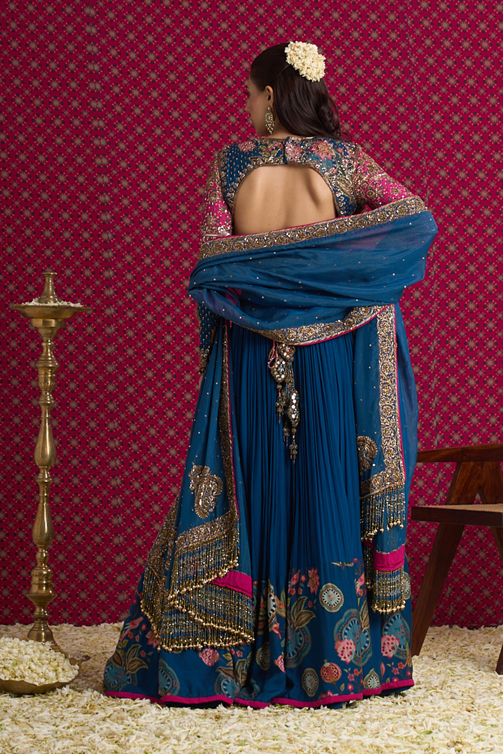 Neelambari Lehenga