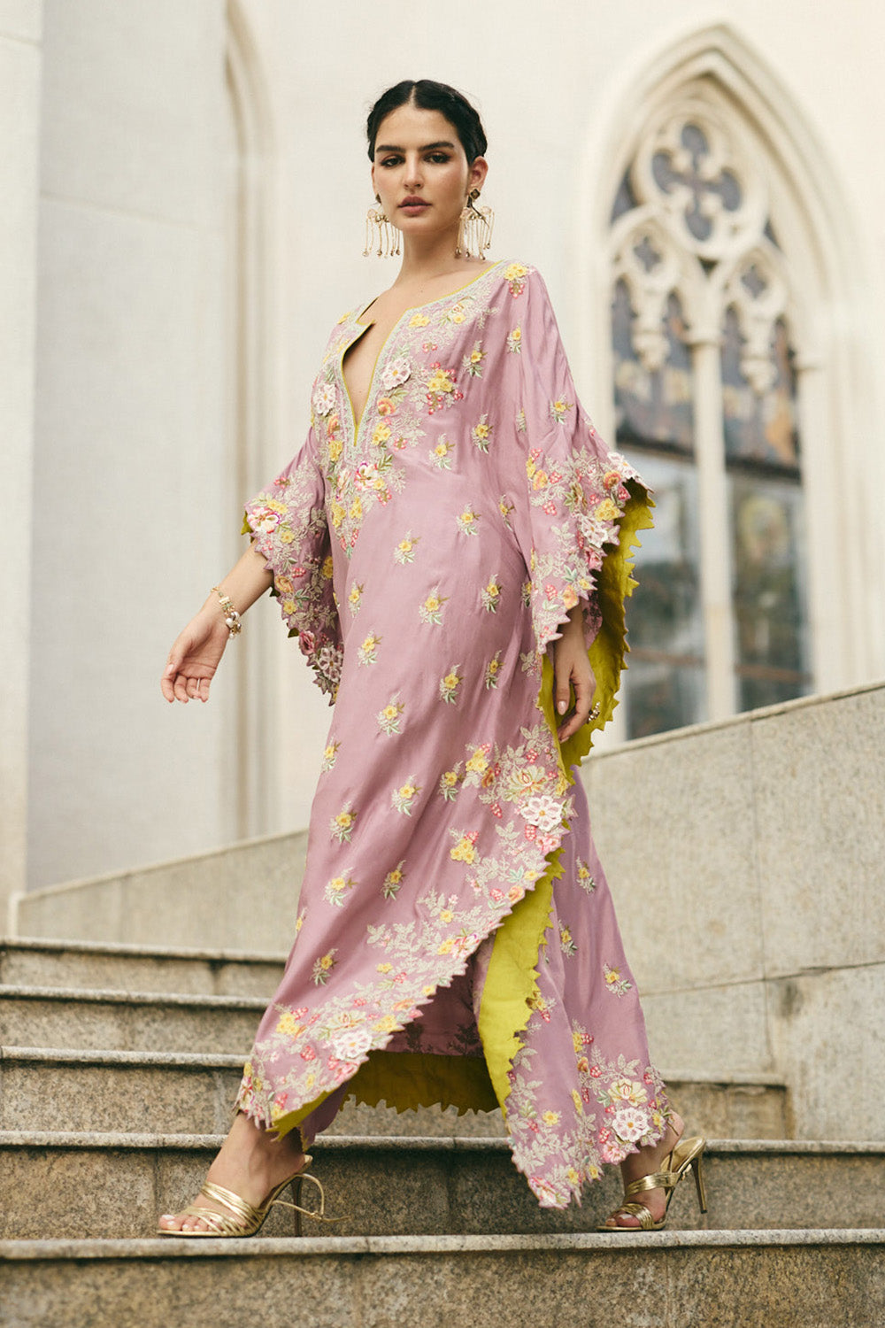 Onion Pink Utsa Buttie Kaftan Set