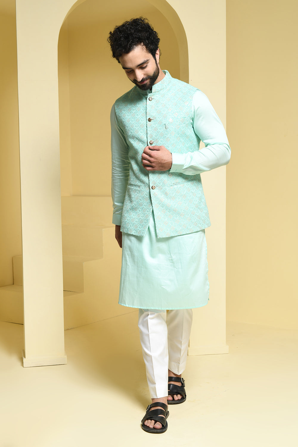 Pastel green Kurta Pants with complimenting silk jacket