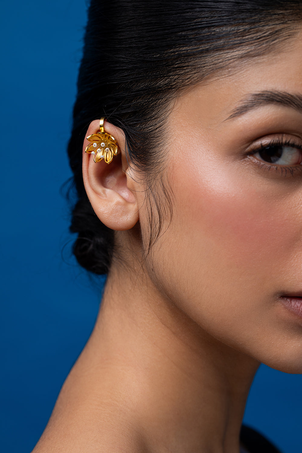 Pearly Golden Flower Bugadi