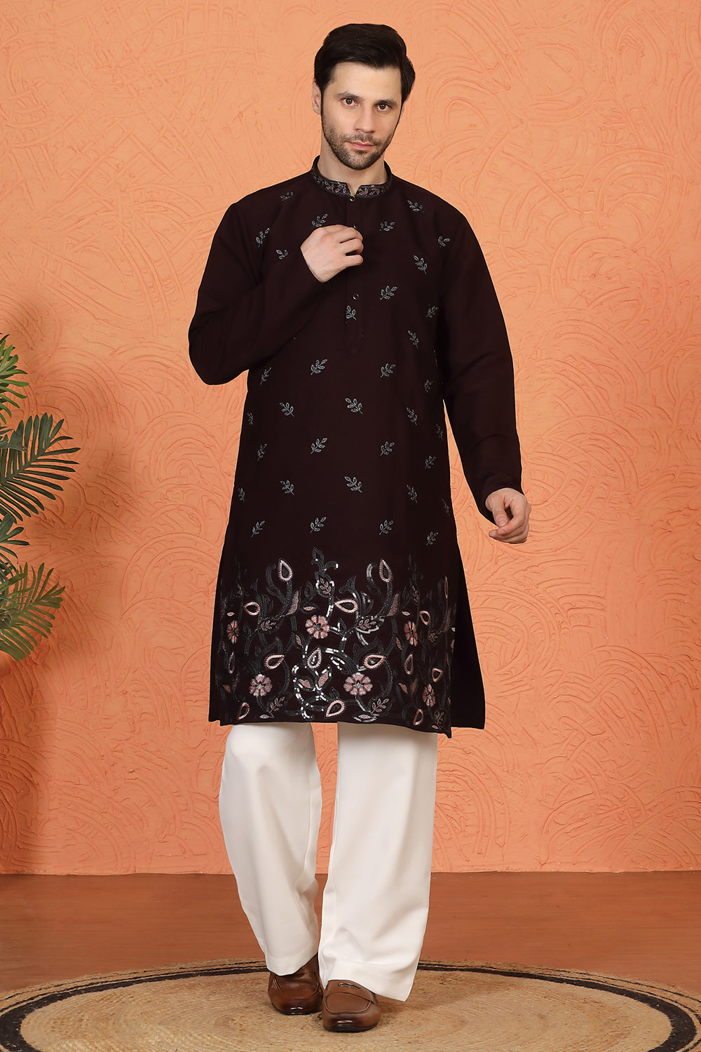 Phool Buta Patti Embroidered Kurta with Loose Fit Parallel Matching Pants