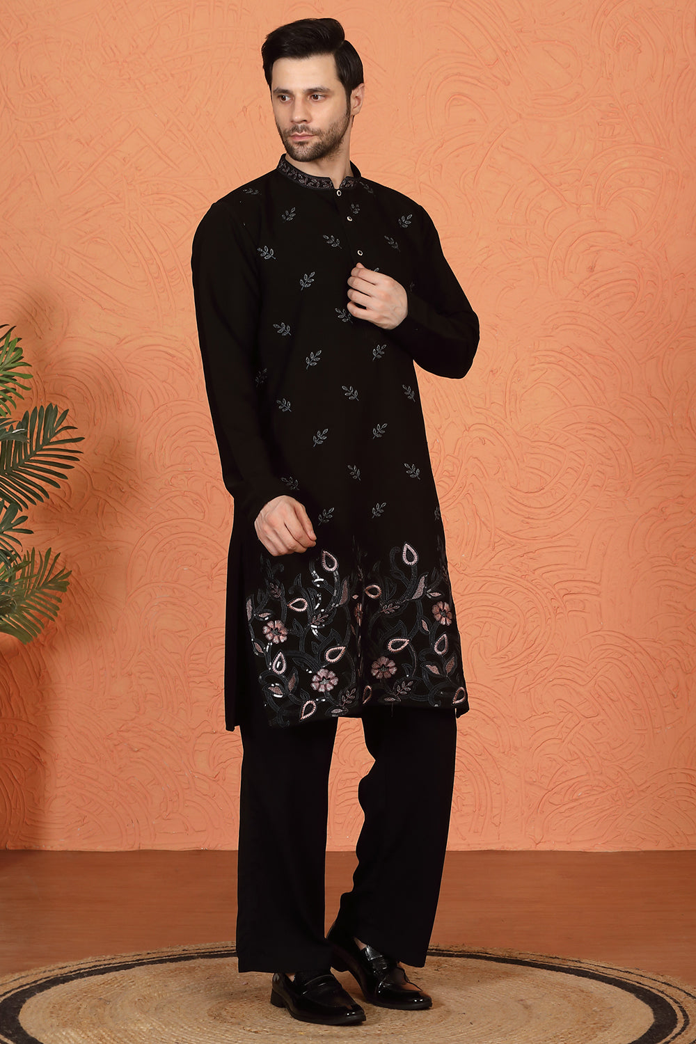 Phool Buta Patti Embroidered Kurta with Loose Fit Parallel Matching Pants