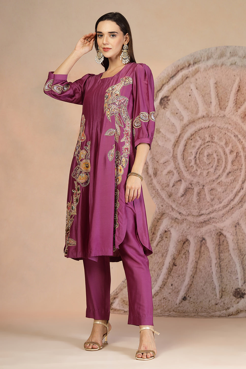 Purple Muslin Kurta & Pant Set with Balloon Sleeves and Detailing