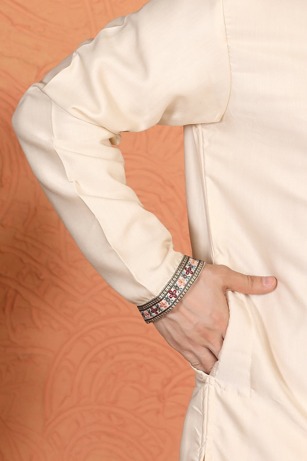 Pushp-Van Embroidered Kurta with Back Elastic Pants