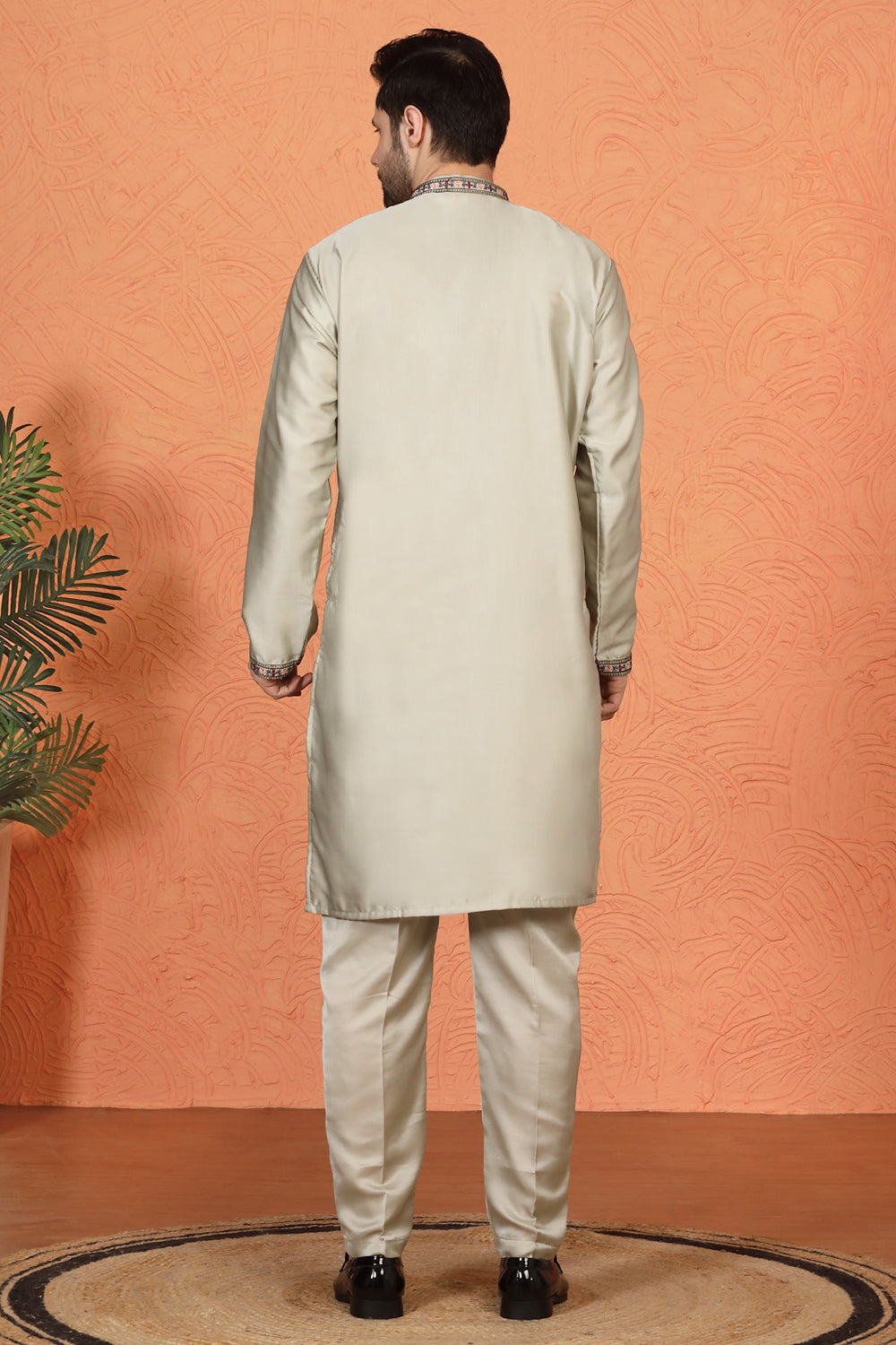 Pushp-Van Embroidered Kurta with Back Elastic Pants