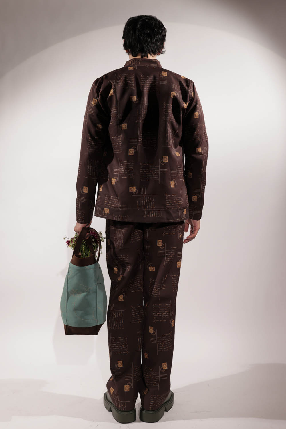 Reversible crepe jacket with dual postcard prints