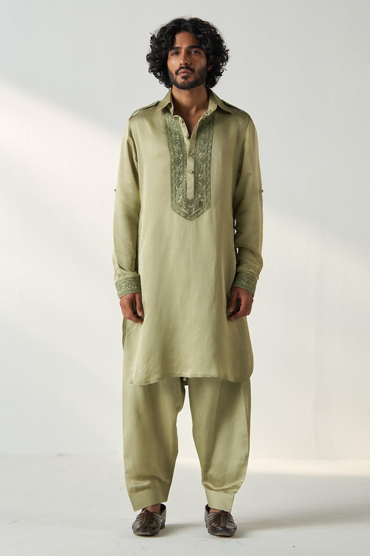 Rihaan Pathani Set