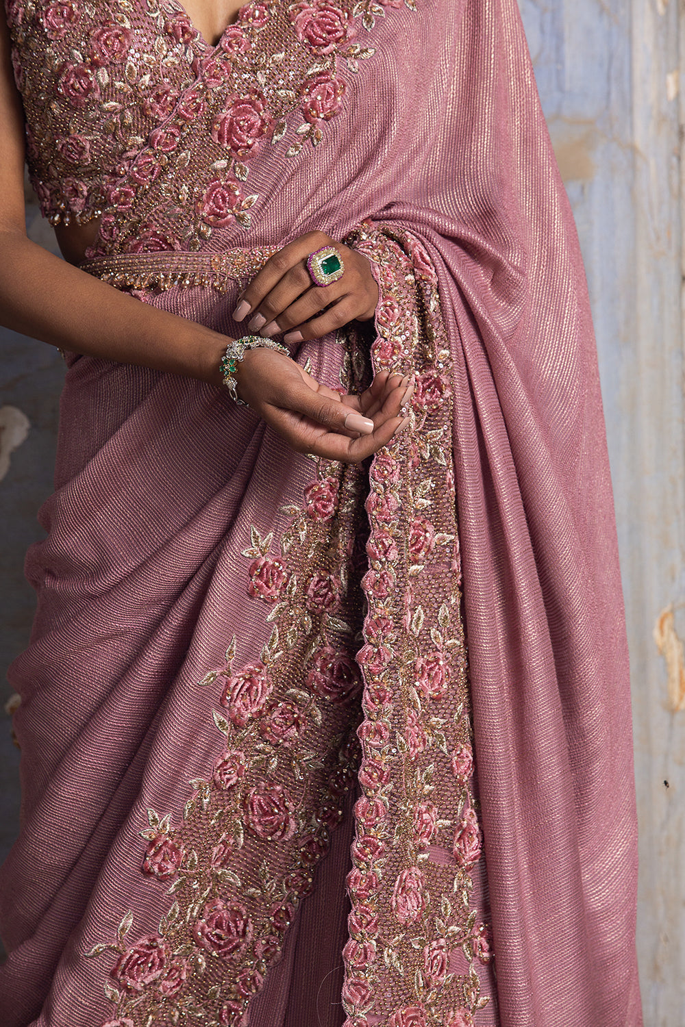 Rose 3D Work Saree With Belt