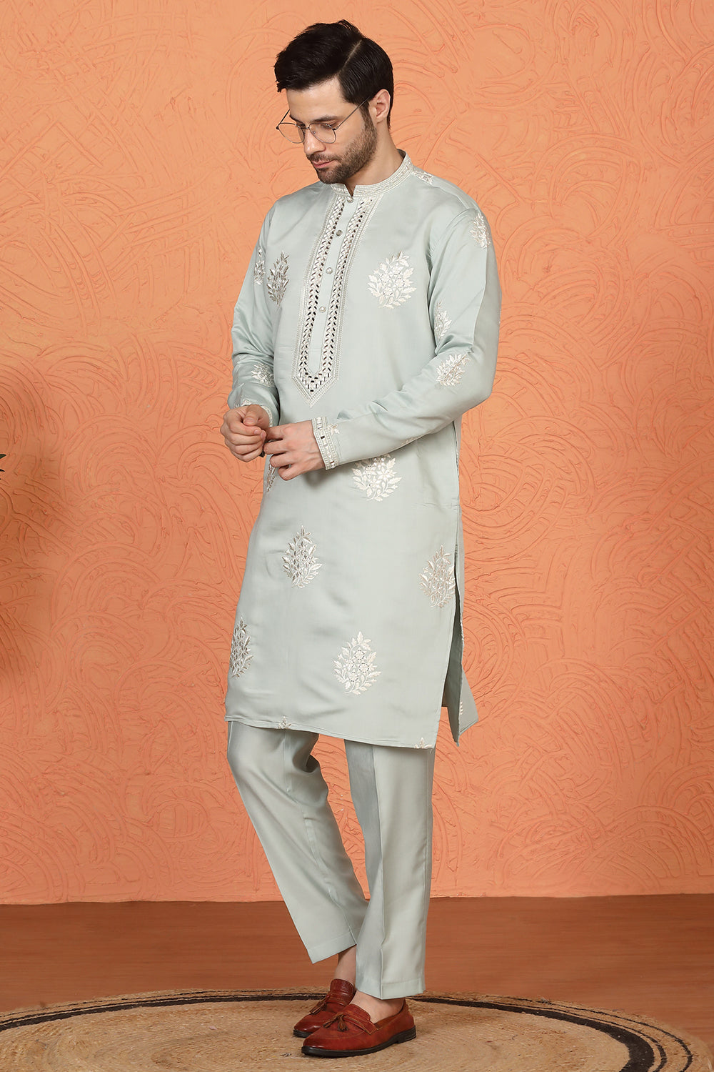 Saaheb Embroidered Kurta with Back Elastic Matching Pants