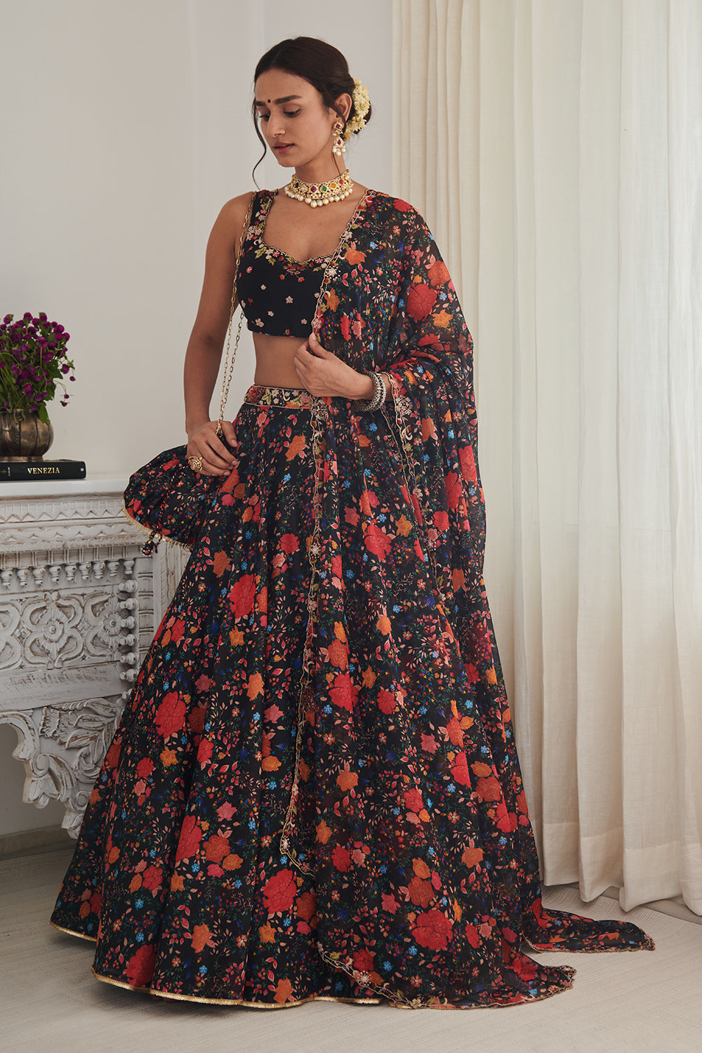 Shaam Sundr Lehnga Set