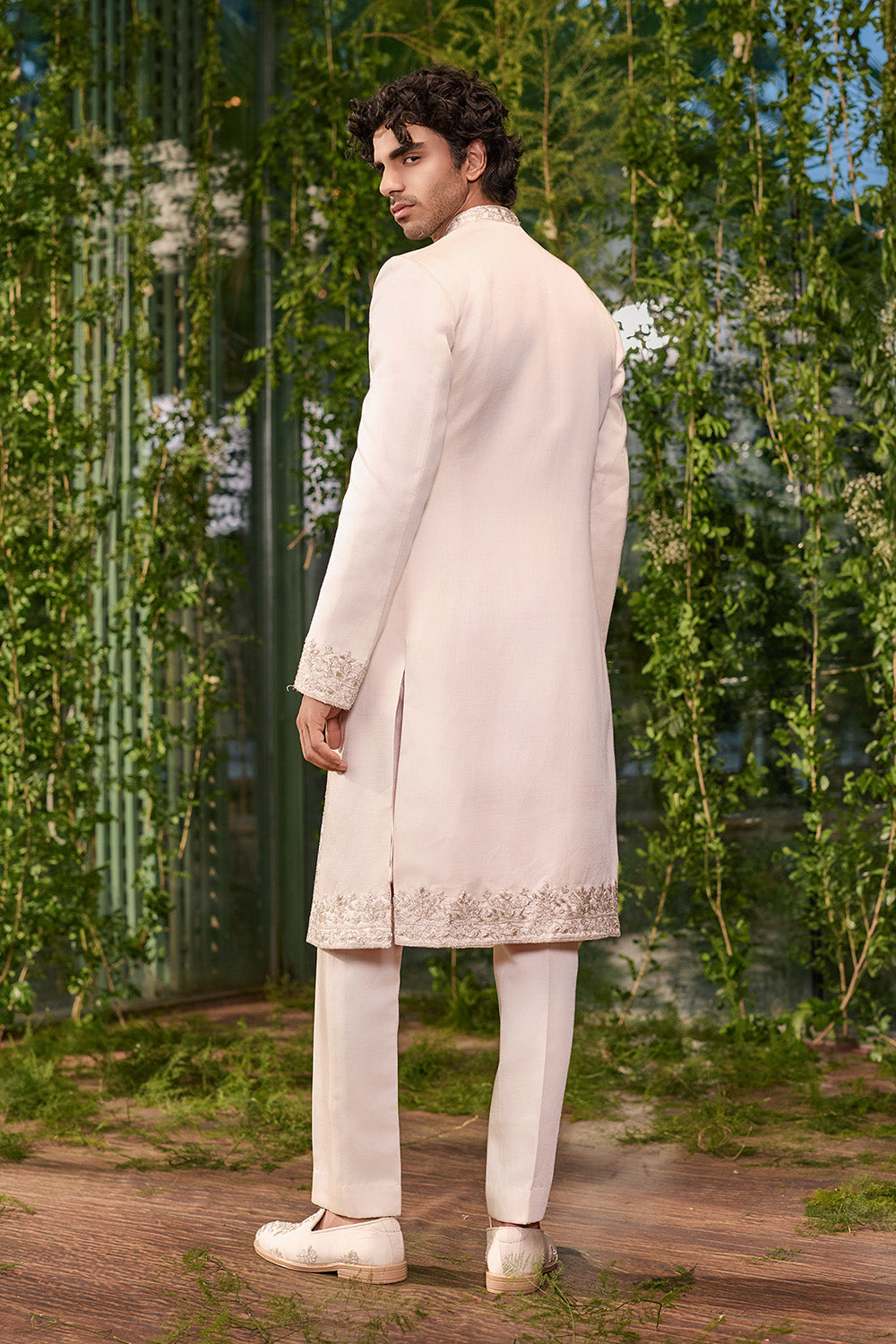Shvet Agni - The Fearless King Sherwani