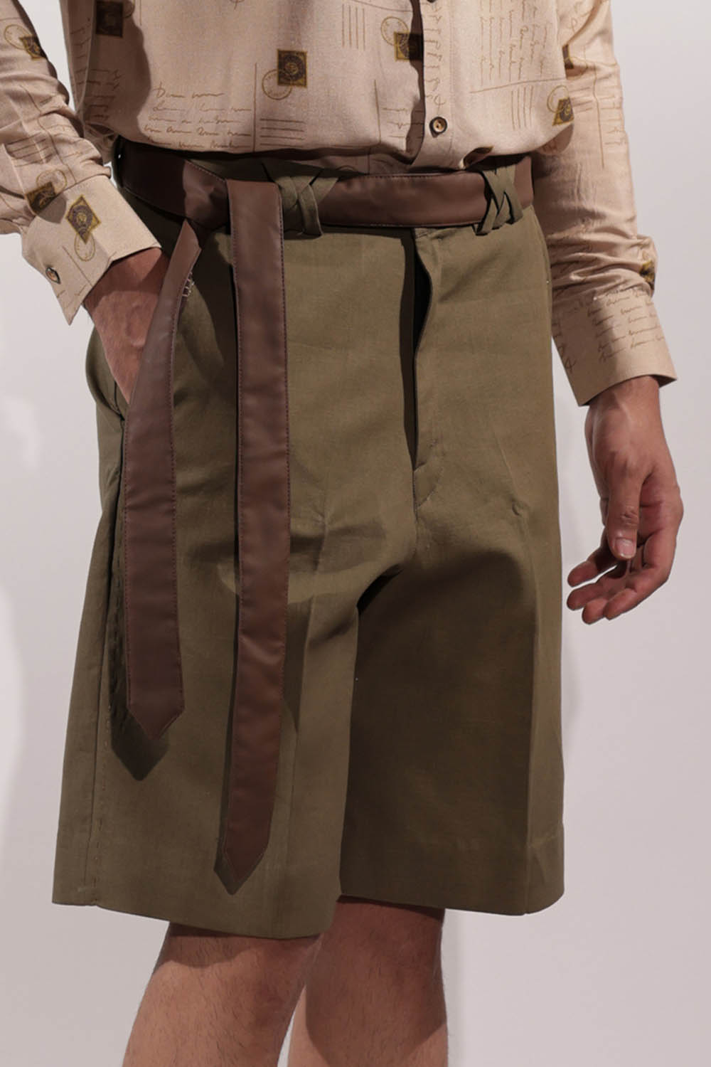 Tailored Brown Leatherette Shorts with Levitating effect