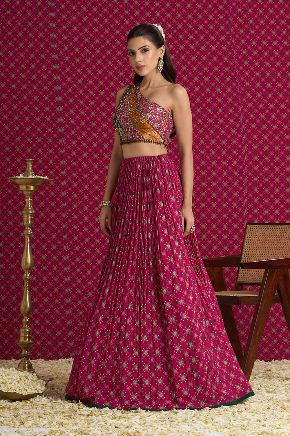 Tara Lehenga