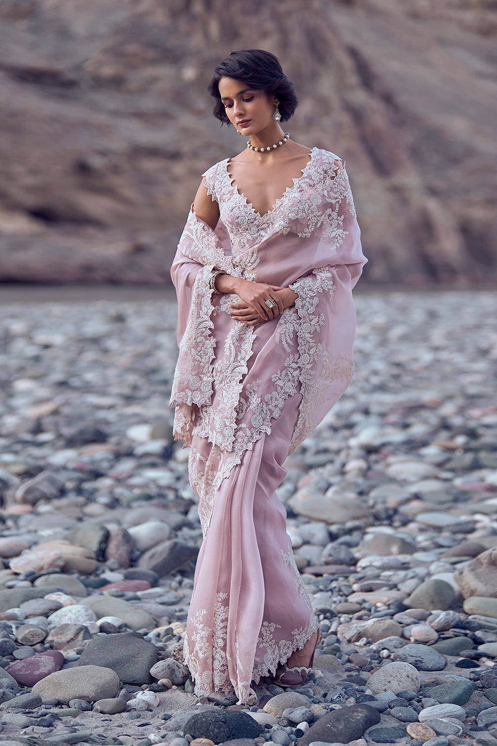 Thread Work Poth Highlighted Saree Set