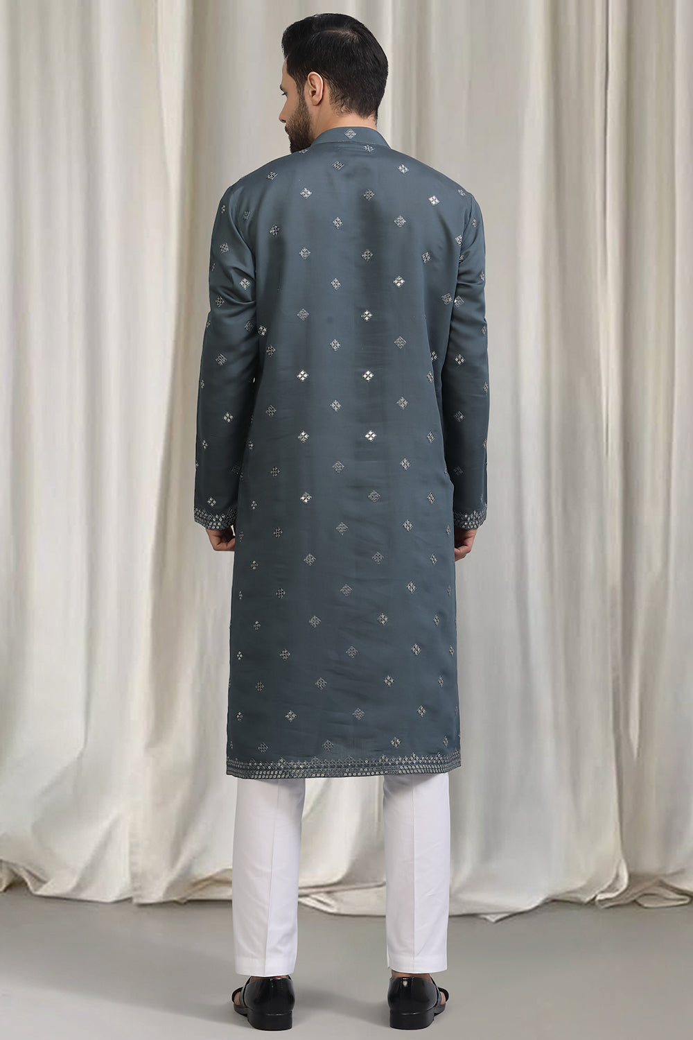 Tyohaar Mirror Embroidered Detail Kurta Set With Dupatta And Pants