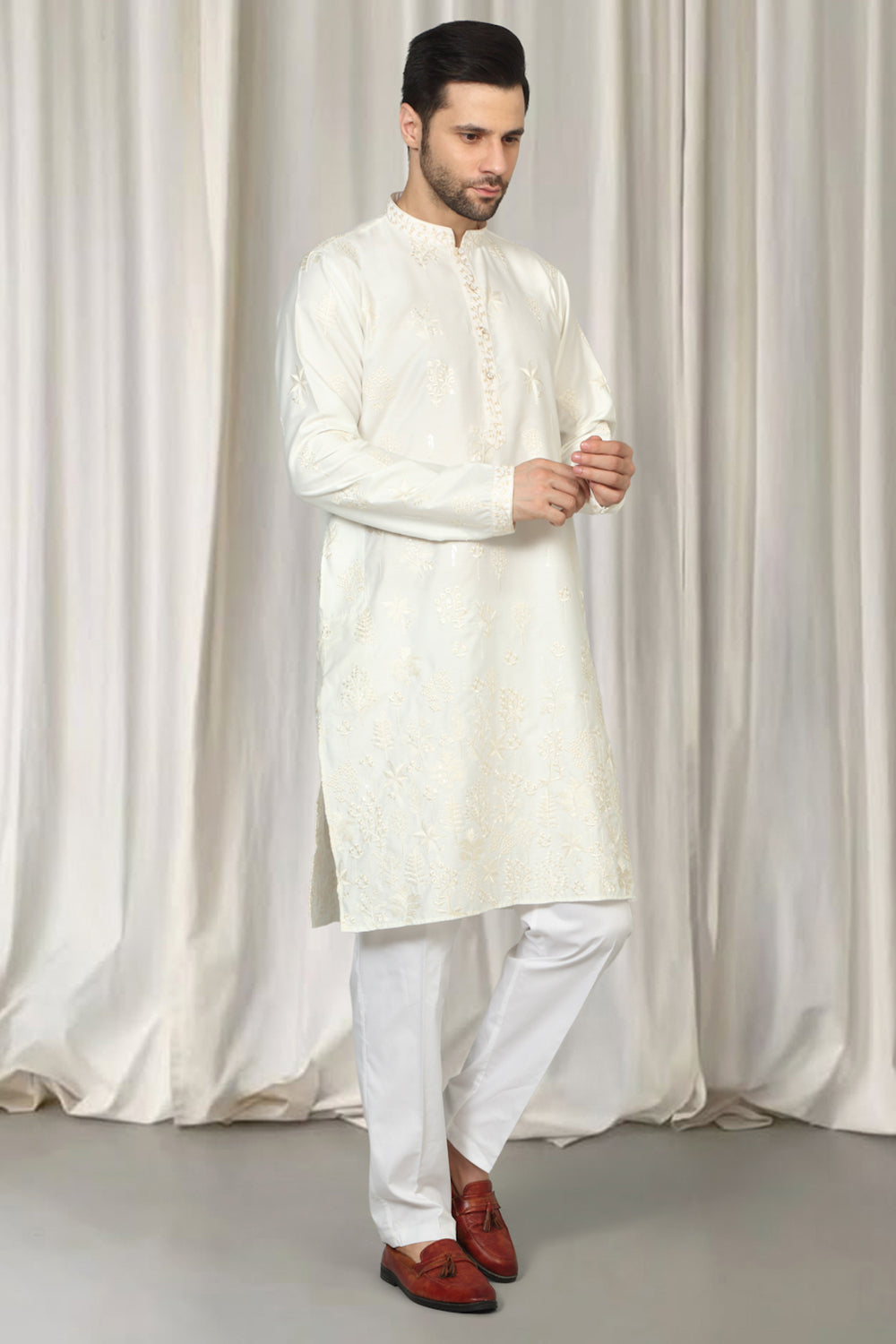 Upwan Embroidered Kurta Back Elastic Pants