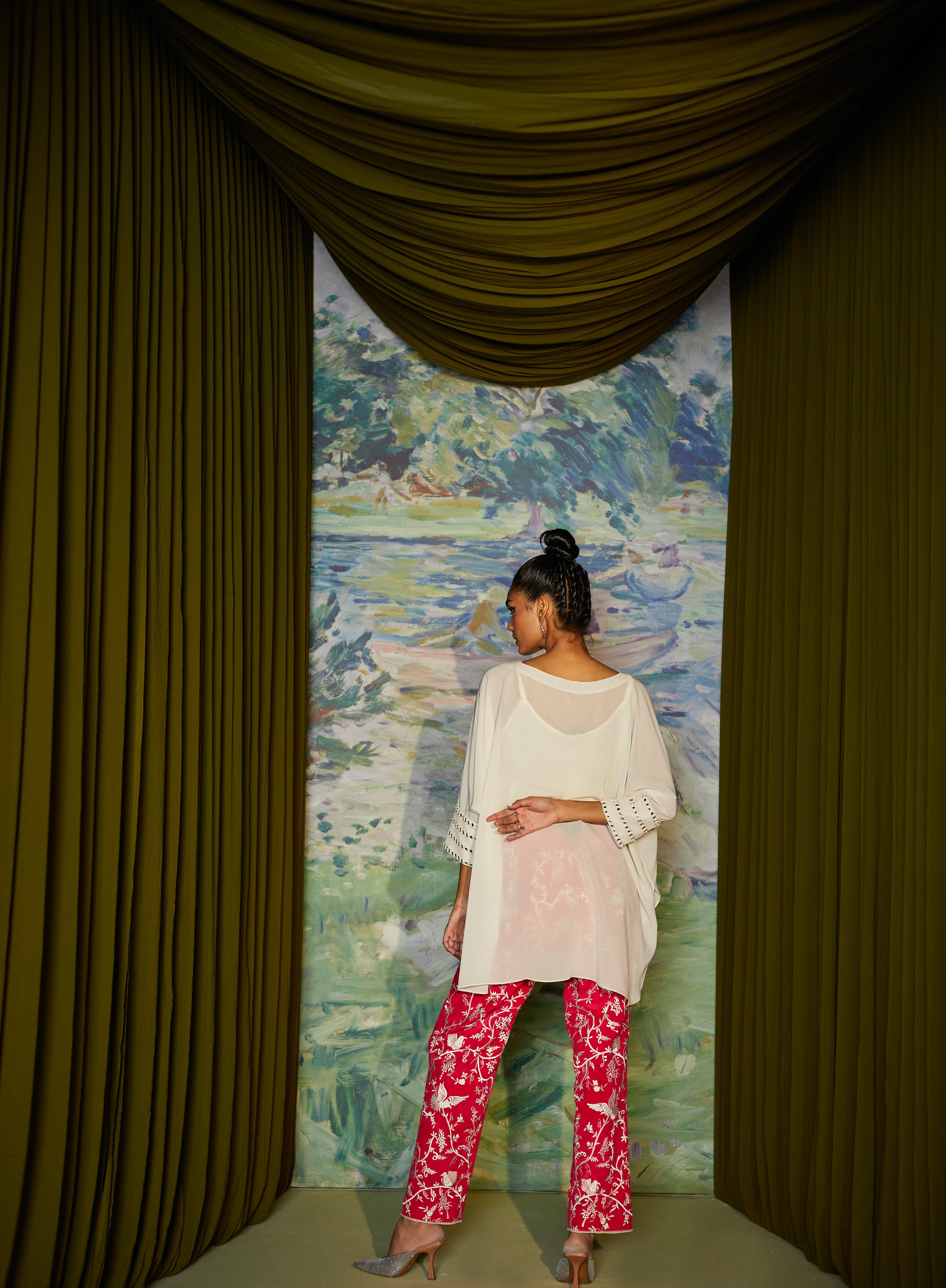 CY 29 India Embroidered Cuff Sleeves Cape Top Back 1