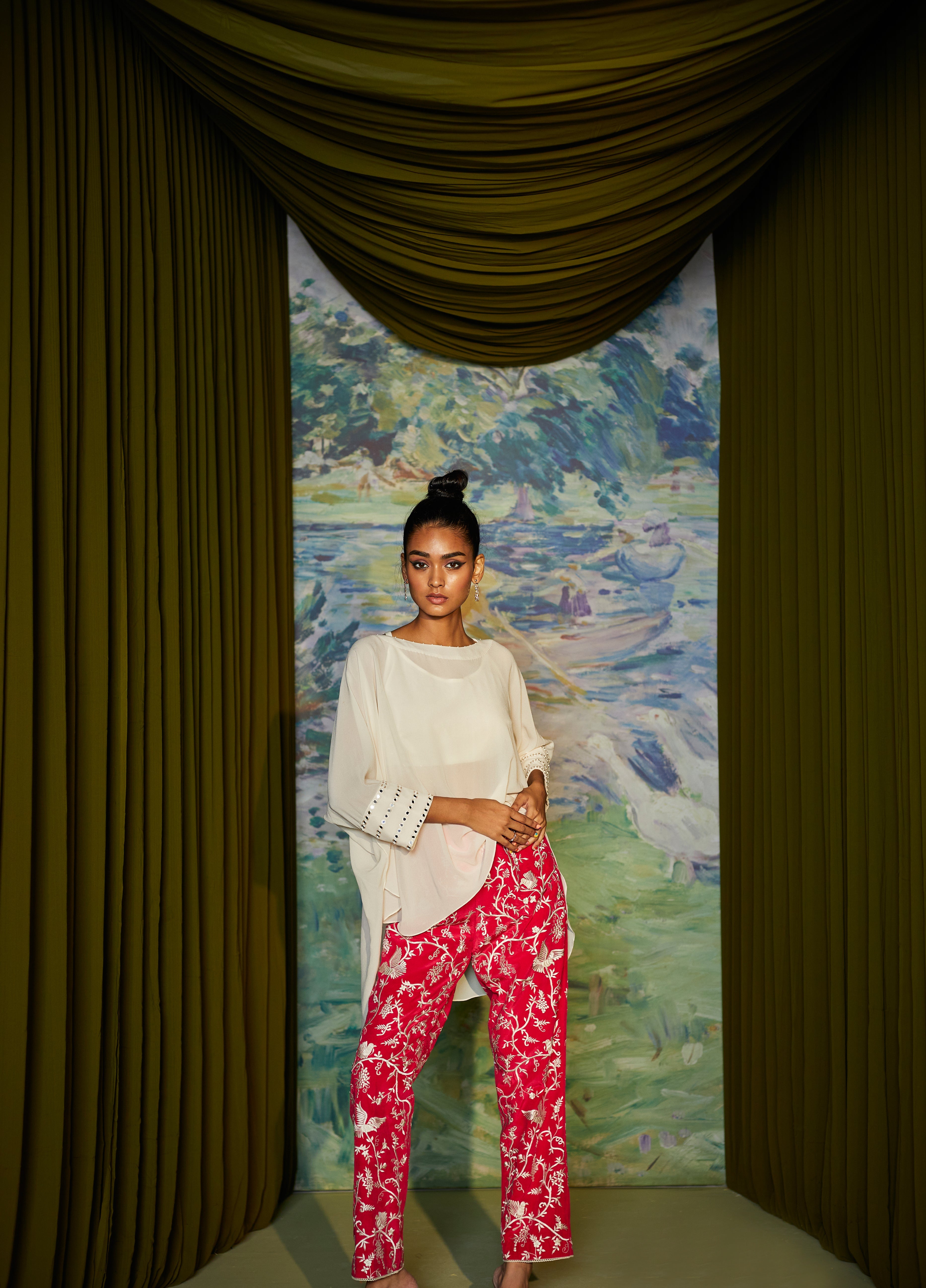 CY 29 India Embroidered Cuff Sleeves Cape Top Front 1