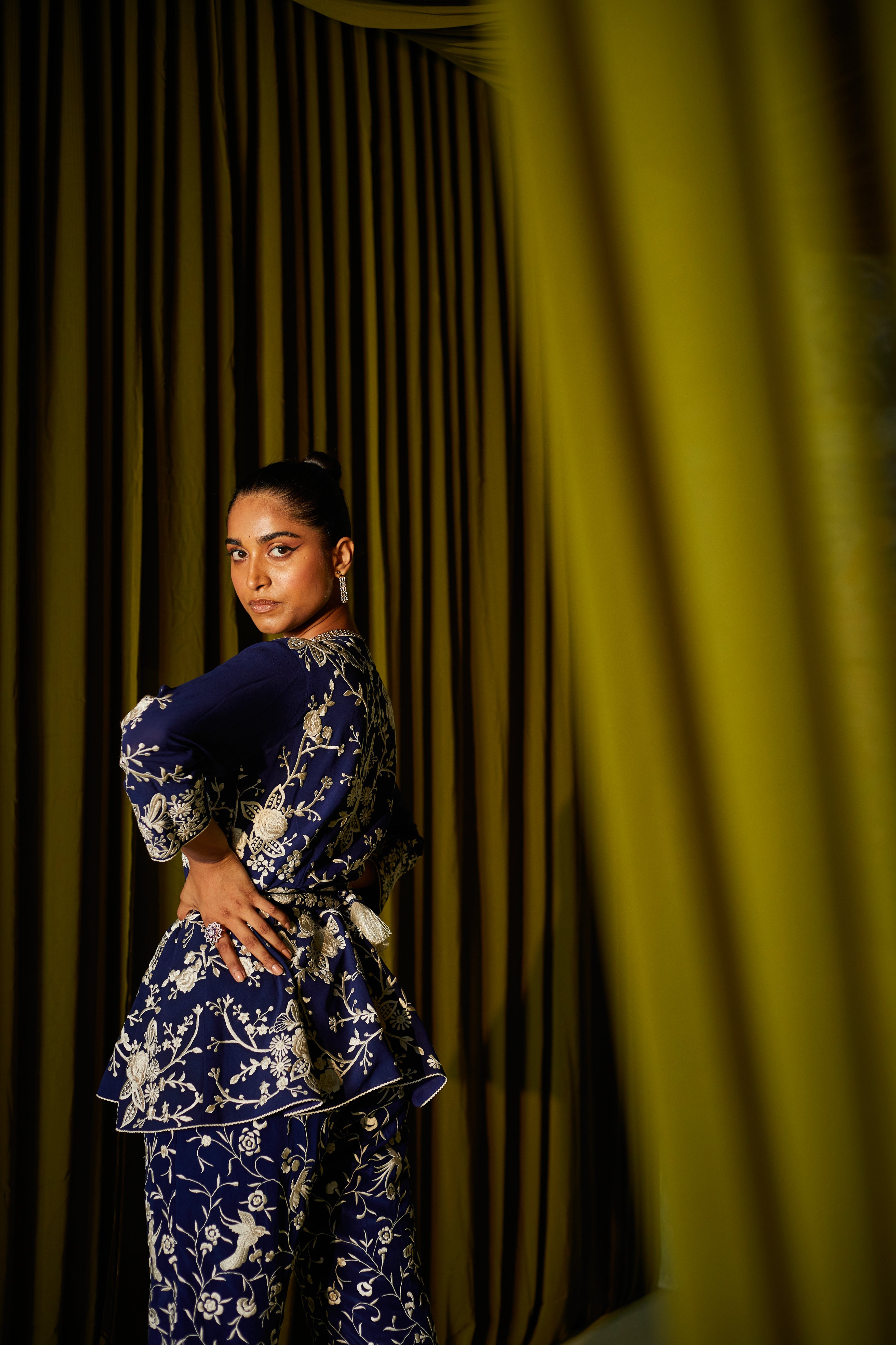 CY 29 India Parsi Gaara Peplum Top Side 2