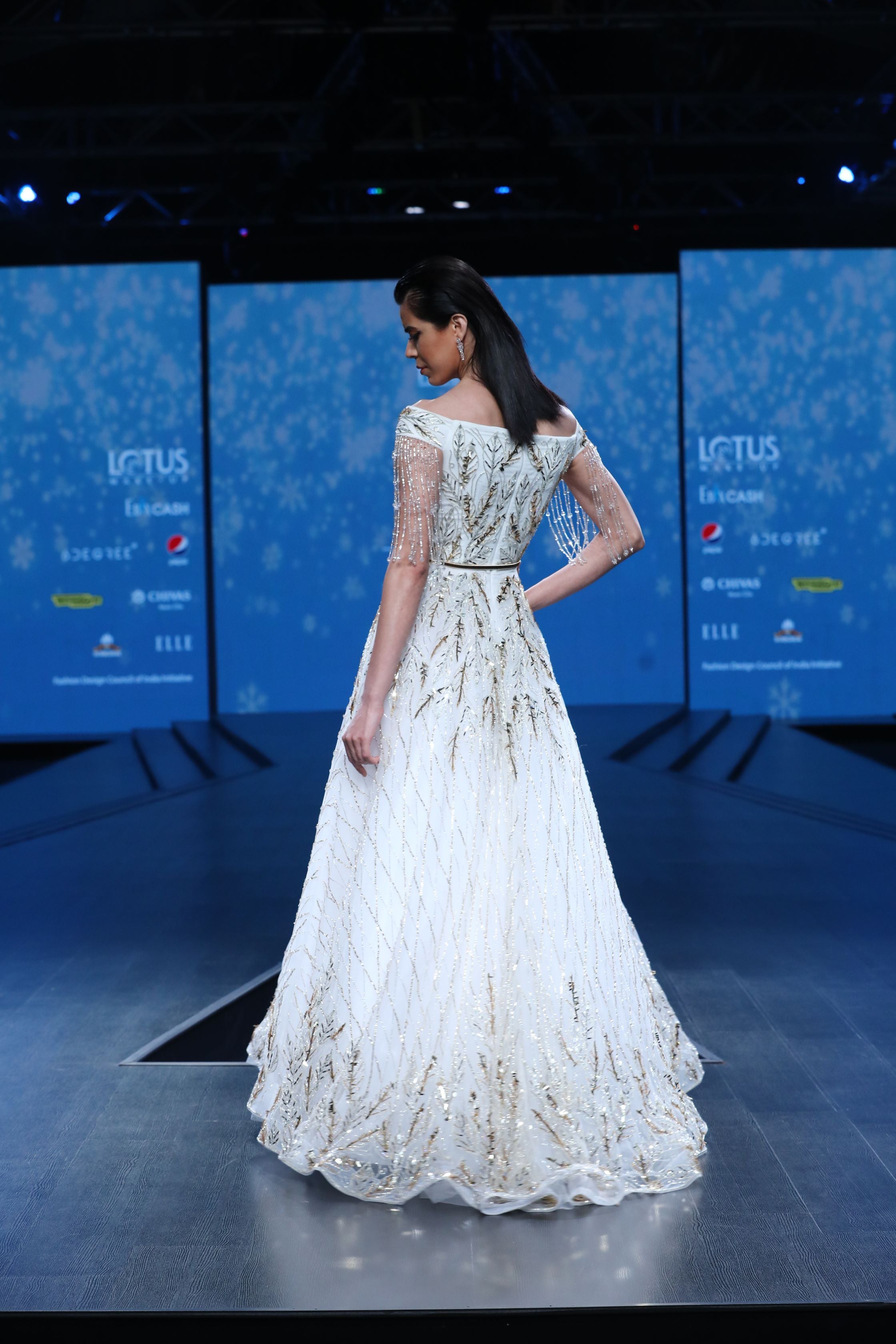 Amit GT - Carmen white cocktail ball gown