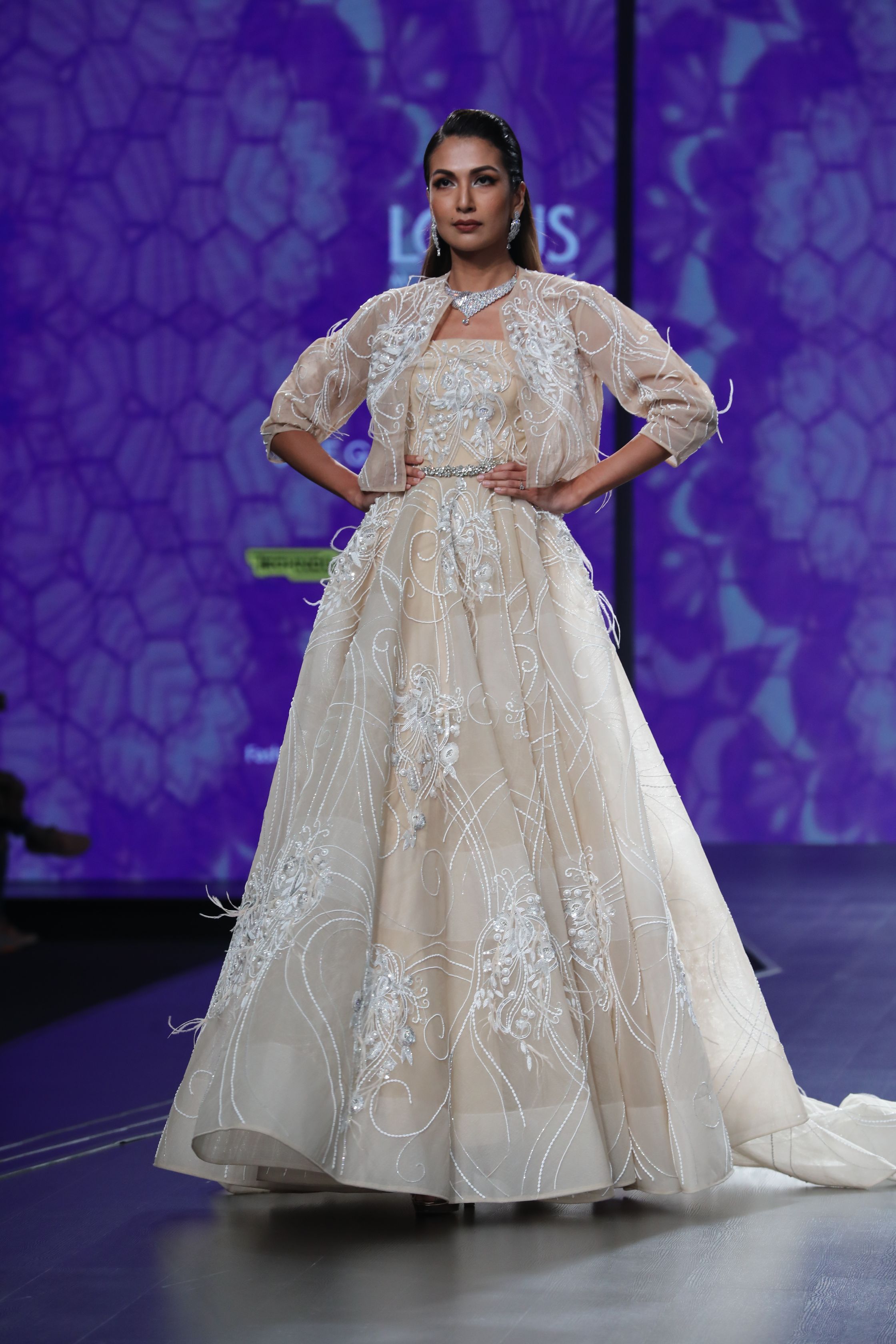 Amit GT - Beige ball gown with jacket