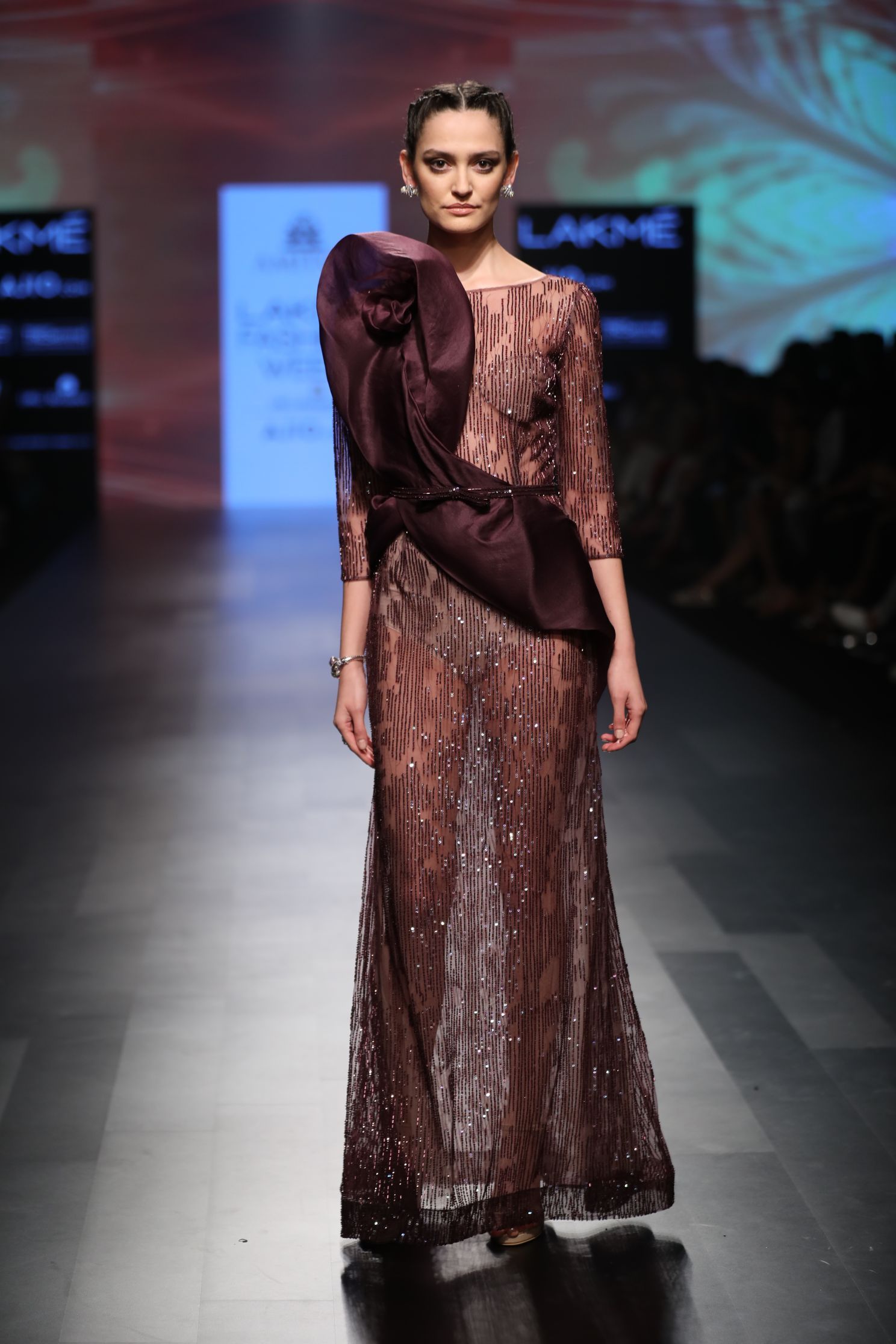 Amit GT - Bordeaux tulle gown with organza drape