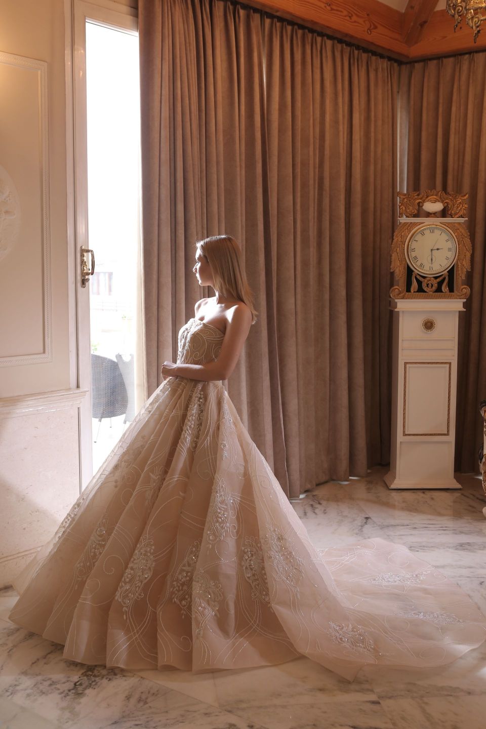 Amit GT - Beige bridal gown