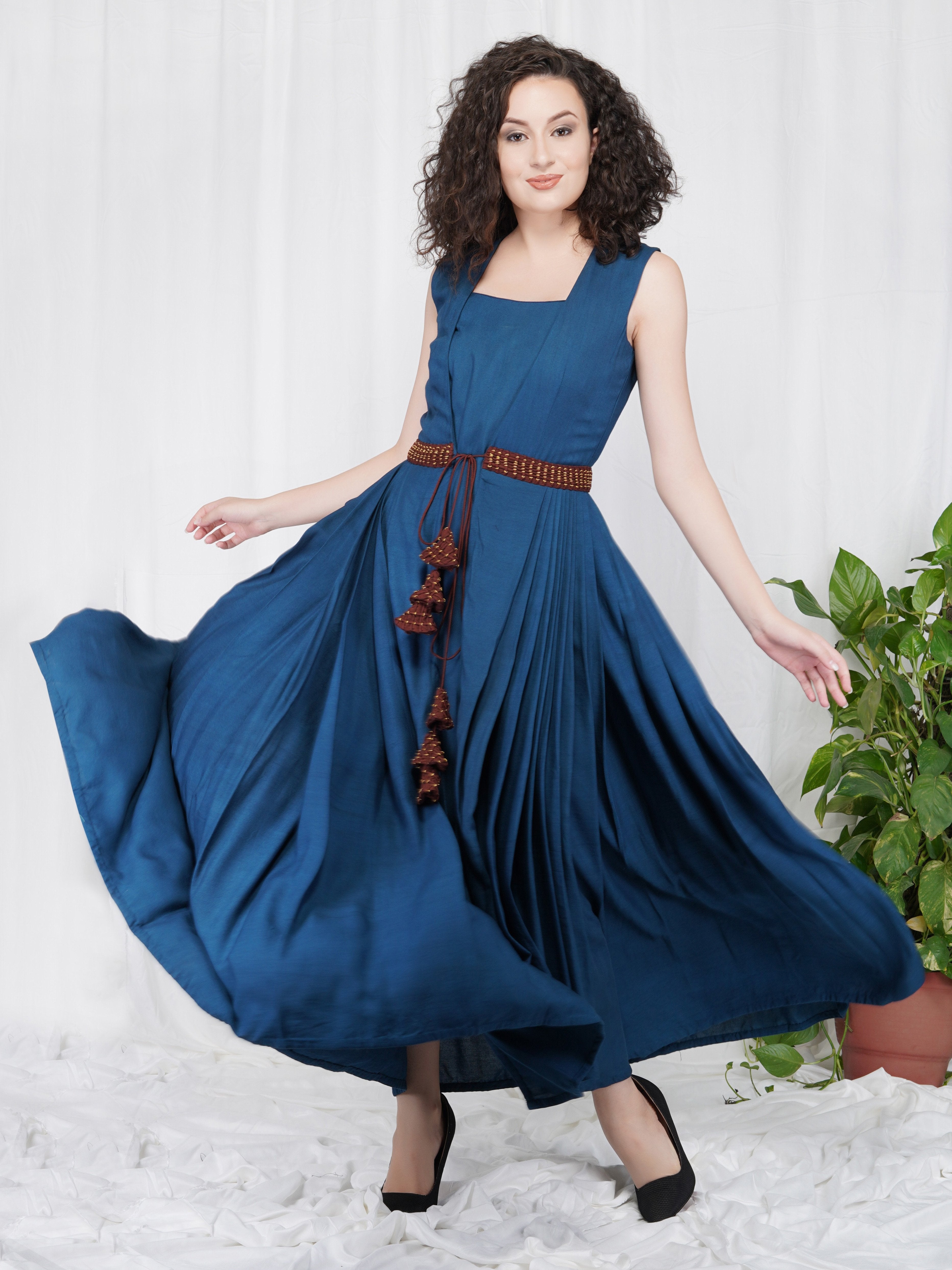 CY Bhagyashree Singh Raghuwanshi 2 Piece Blue Pleated Dress Front 4