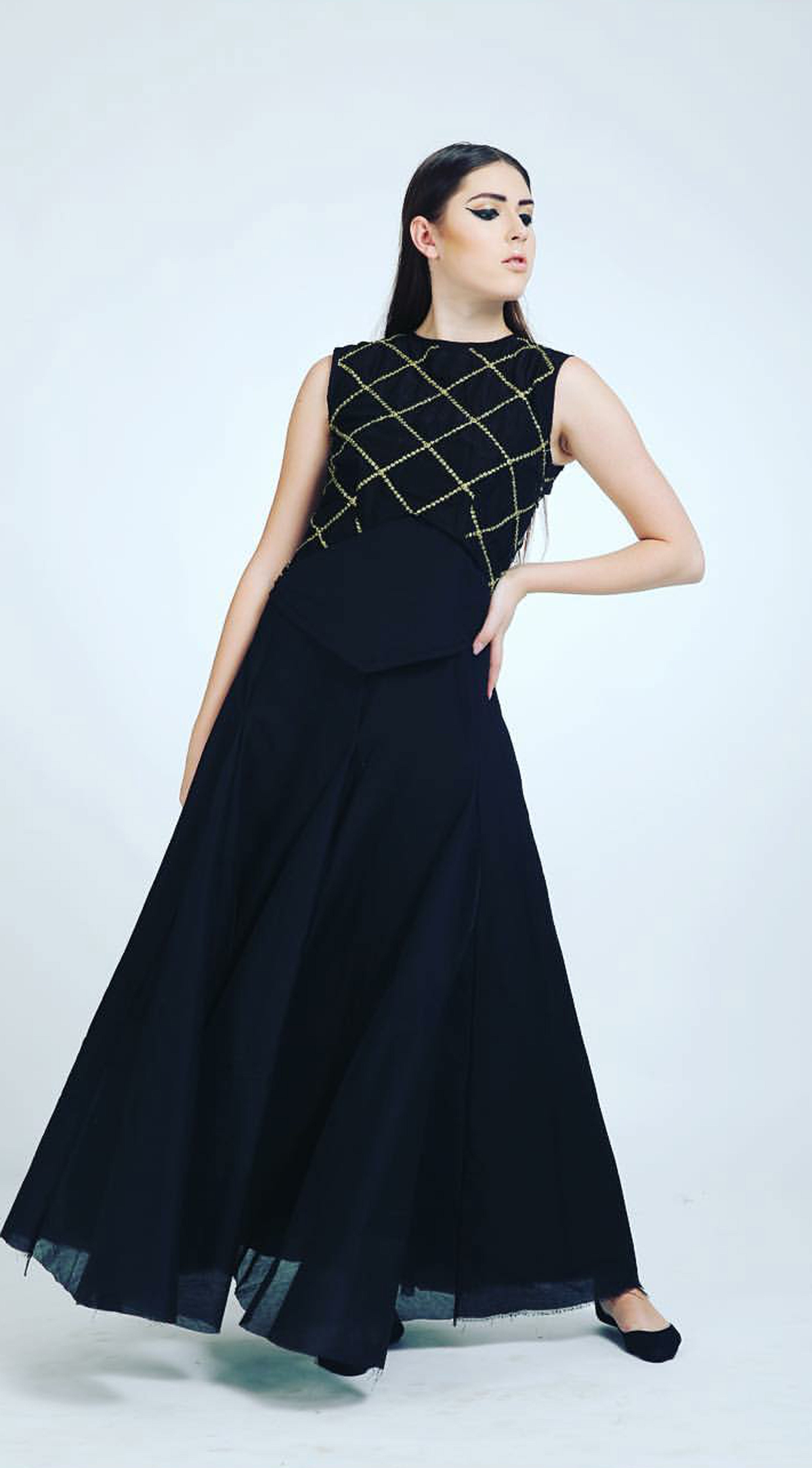 CY Bhagyashree Singh Raghuwanshi Black Cotton Panel Anarkali Front 2