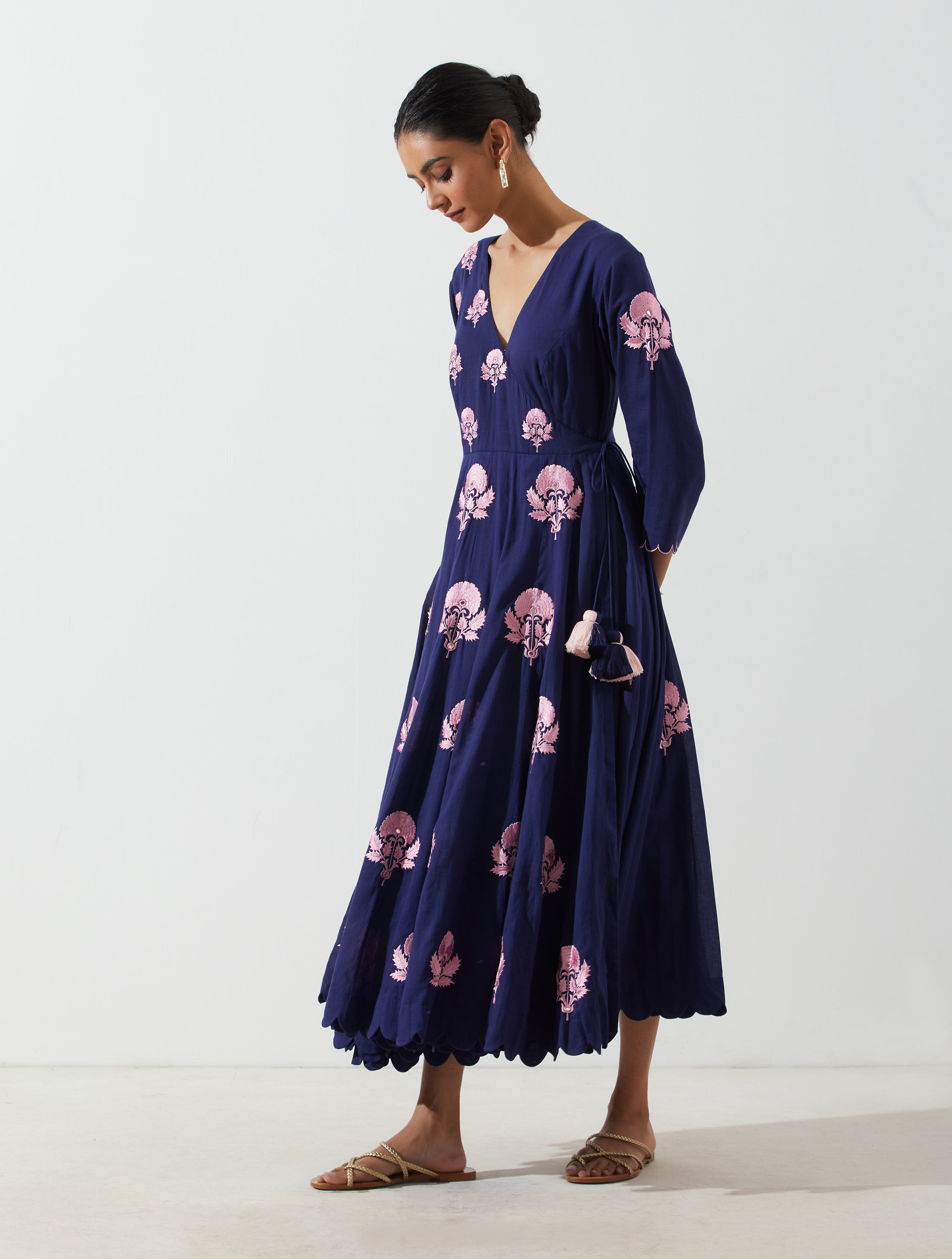 Label Earthen - Neel Phool Kurta Set