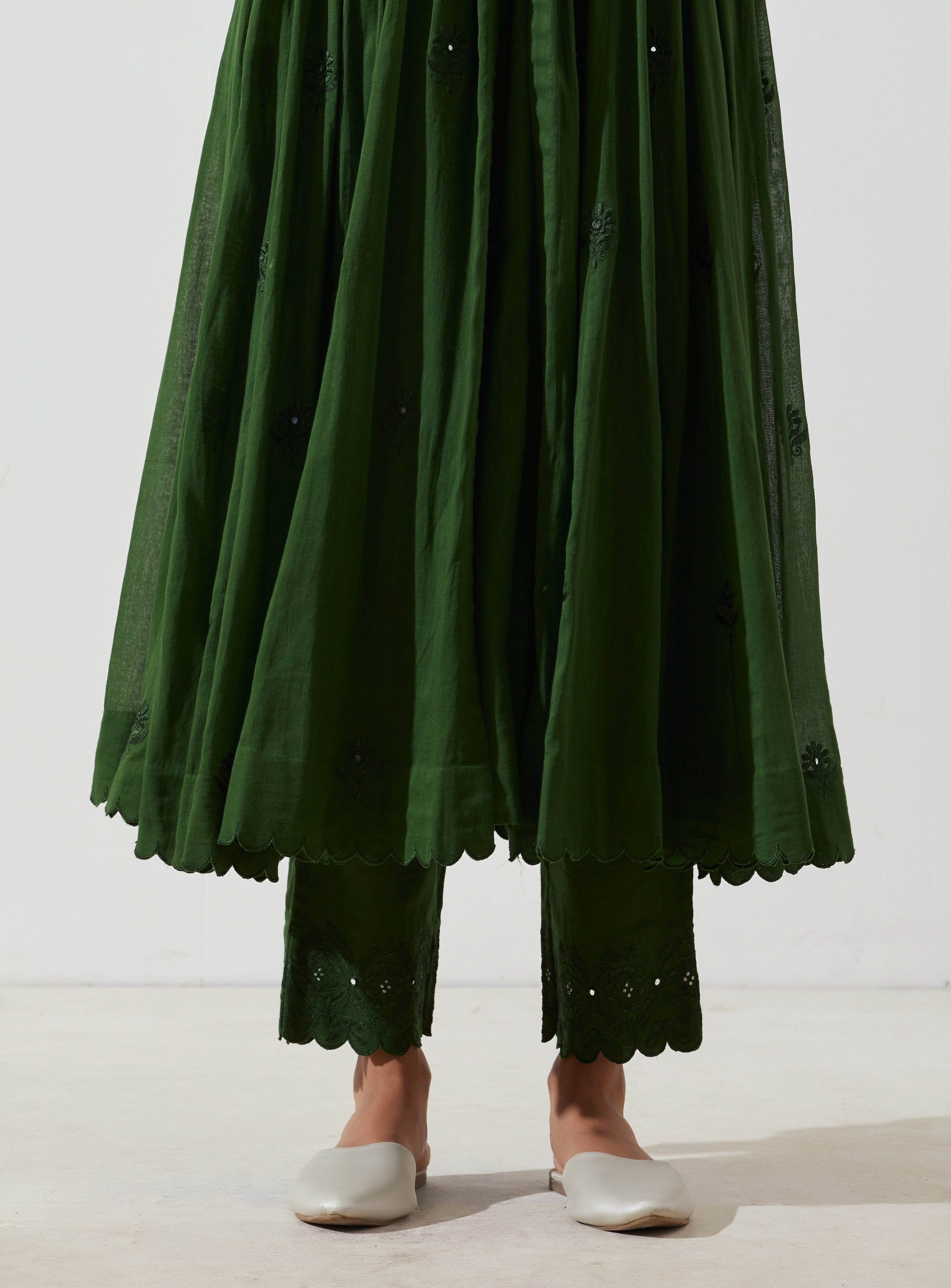 Label Earthen - Vilayti Shami Green Kurta Set