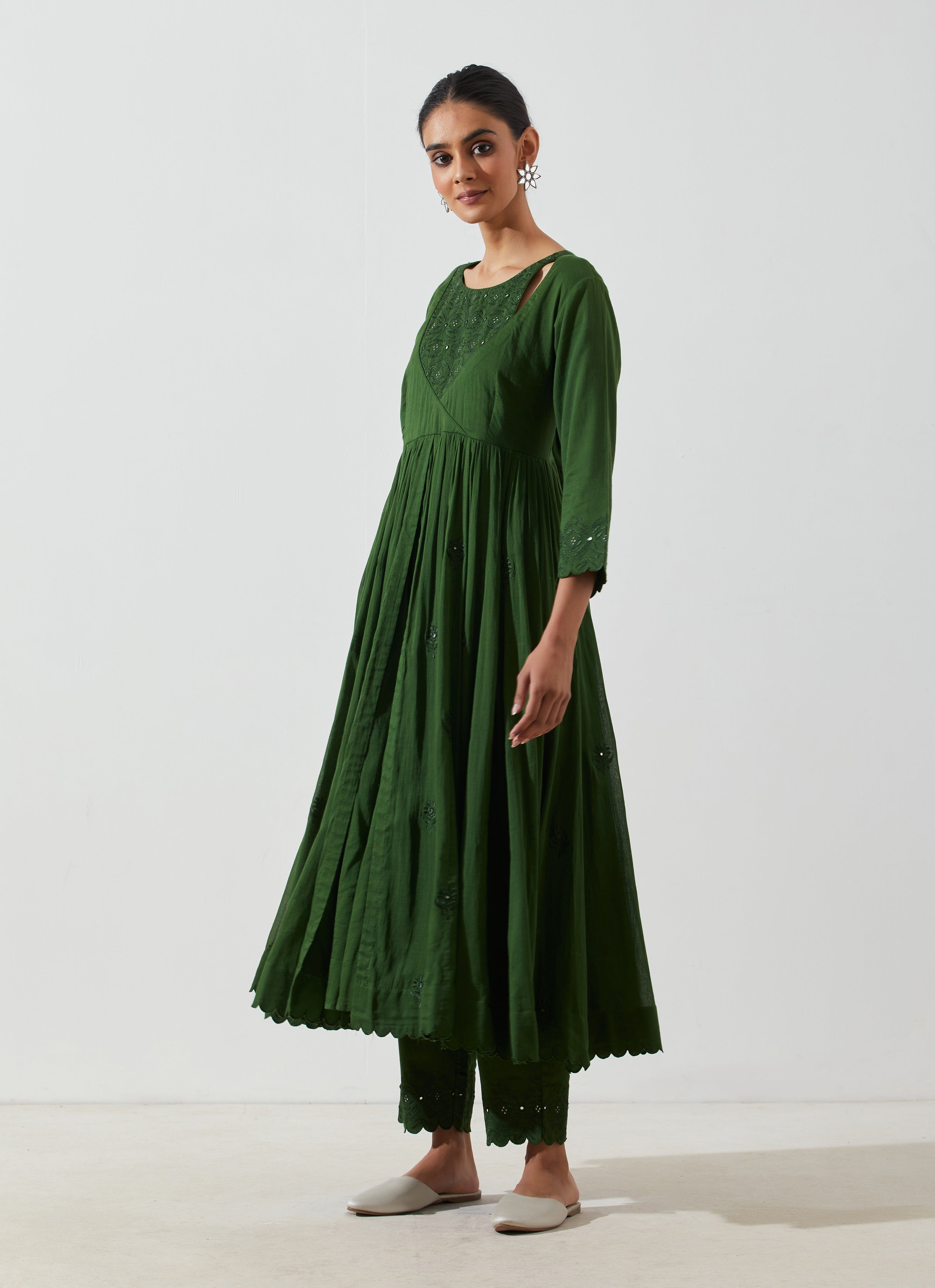 Label Earthen - Vilayti Shami Green Kurta Set