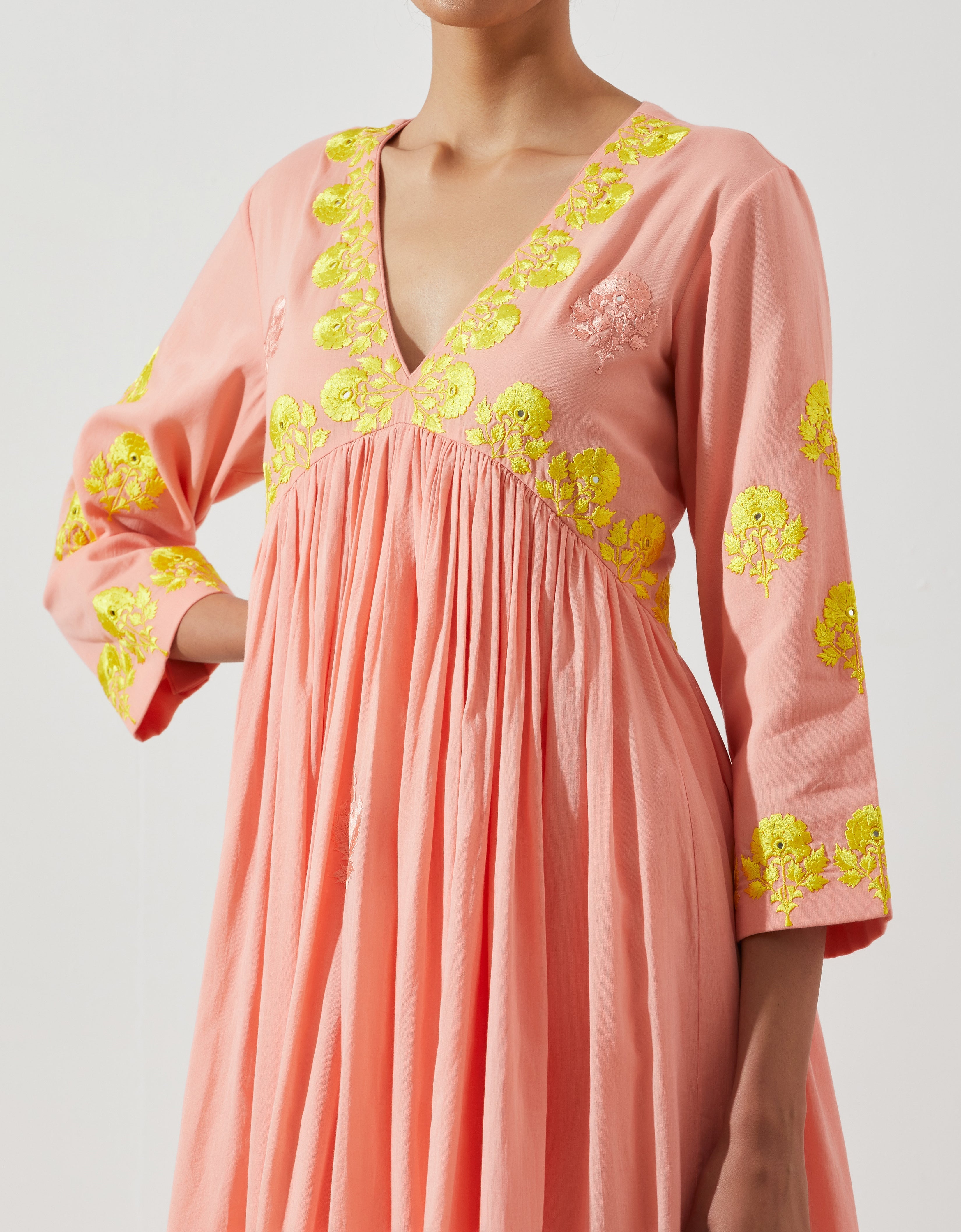 Label Earthen - Madhu Maltii Peach Kurta Set