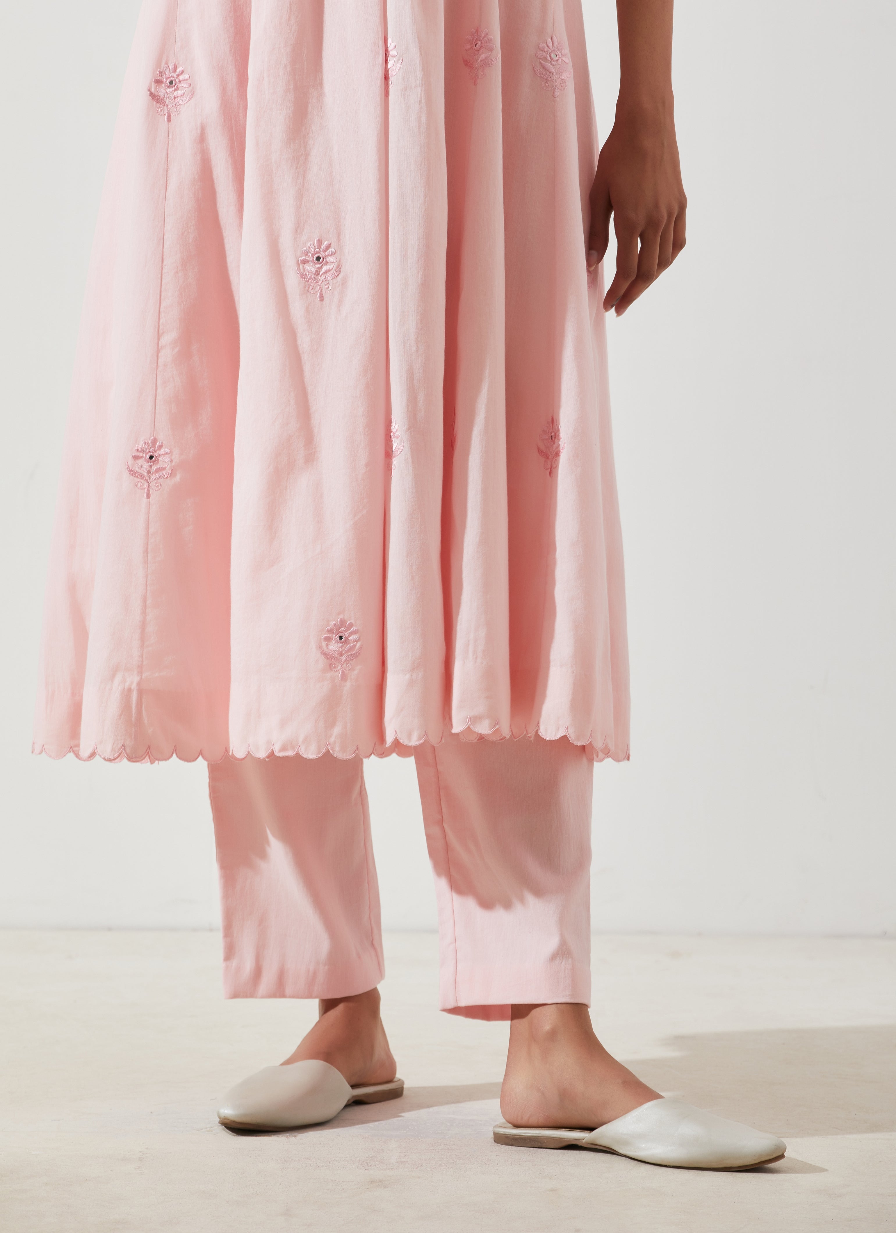 Label Earthen - Gul Asharfi Blush Pink Kurta Set