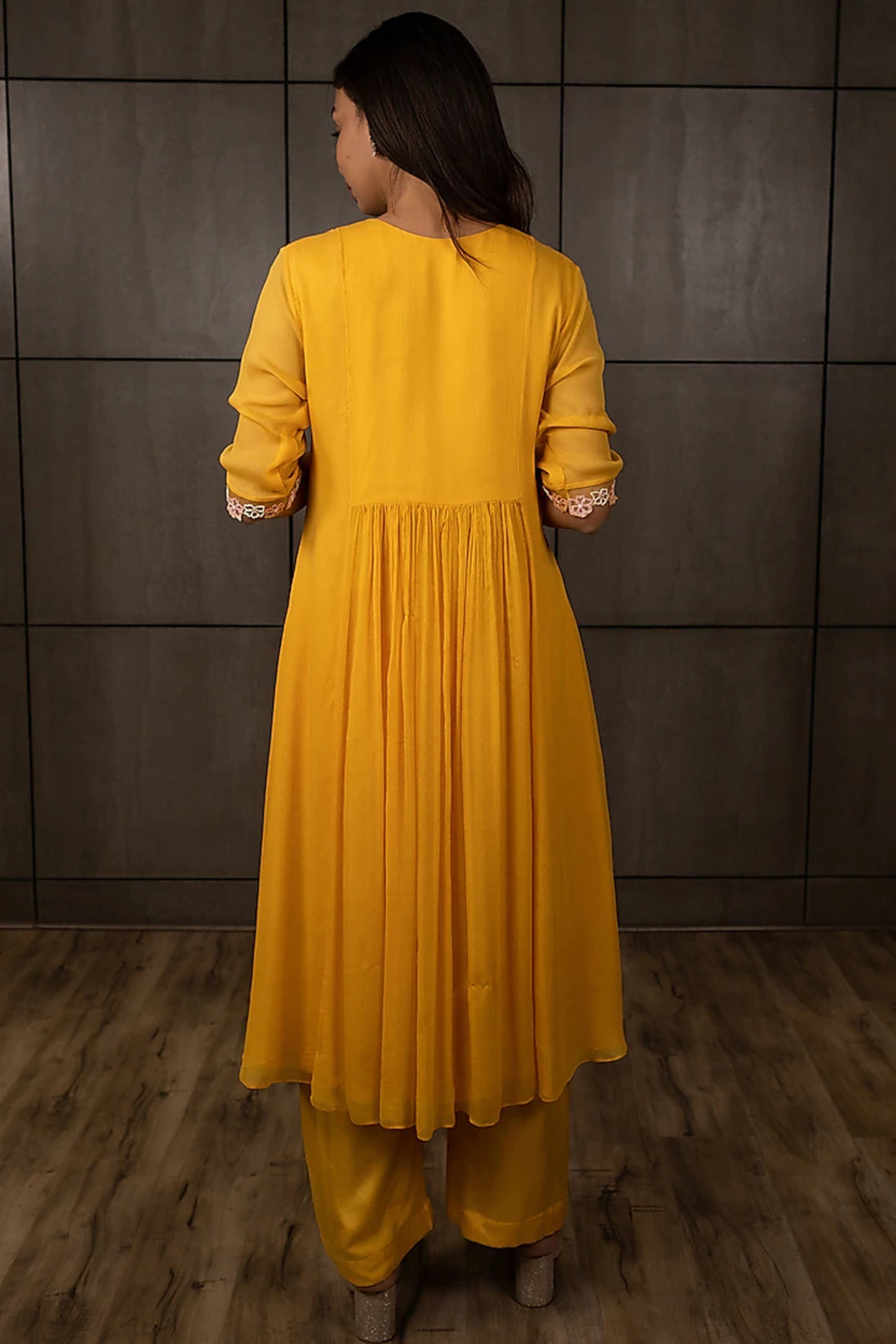 Varsana By Vandana Jaju & Aditi Jaju - Mustard Yellow Embroidered Kurta Set