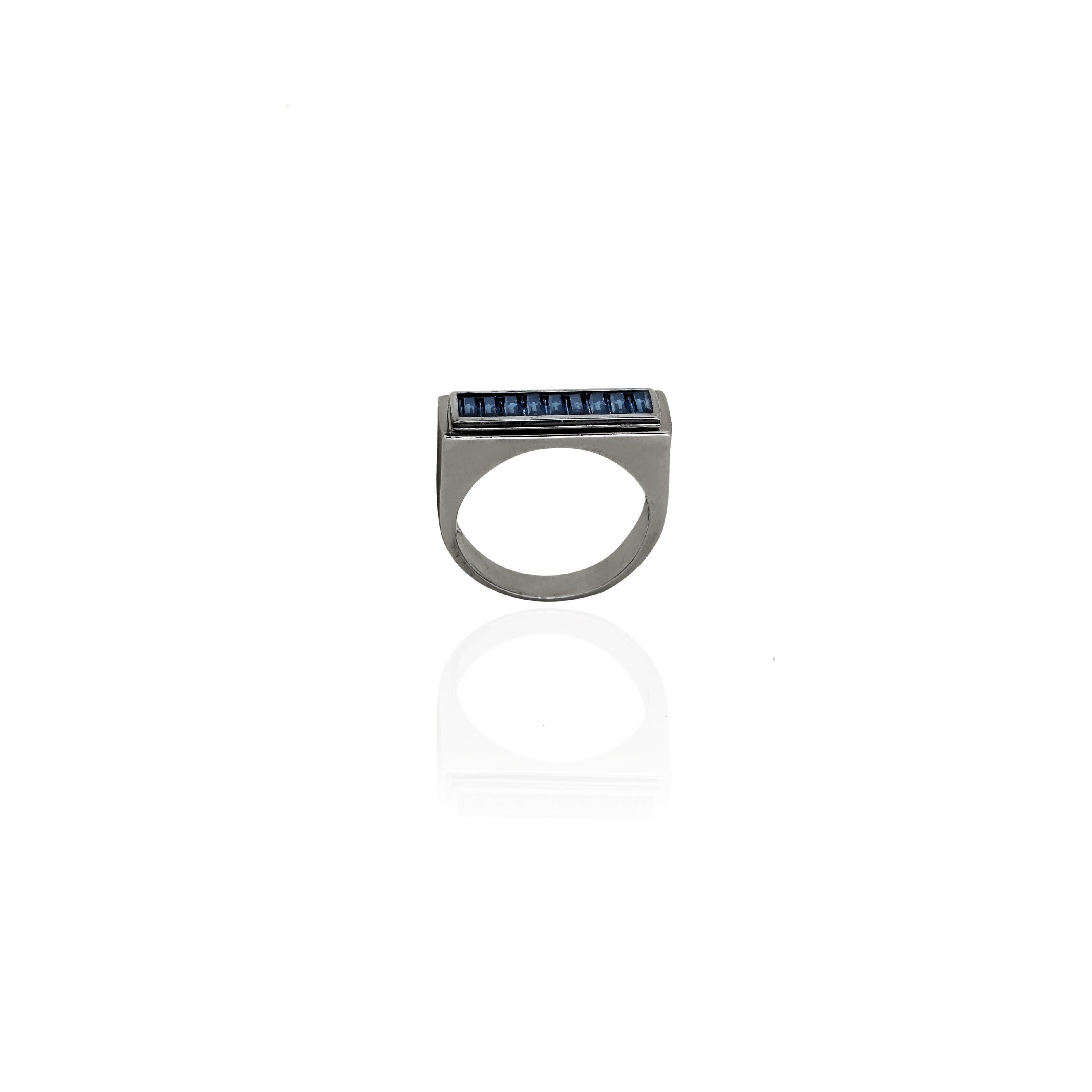 Esme Crystal - The Obsidian Ring