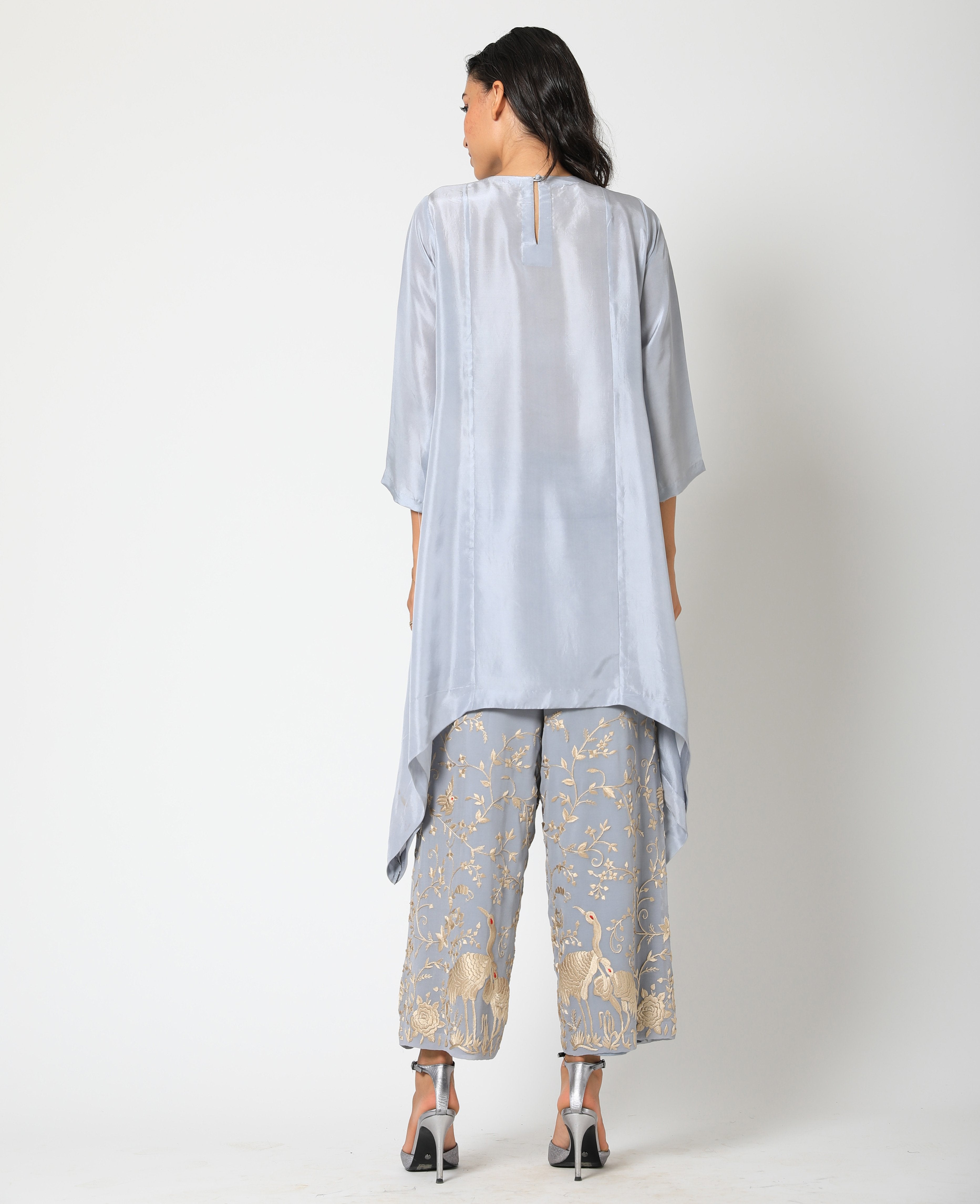 Romaa - Greyish Blue Embroidered Kurta Set