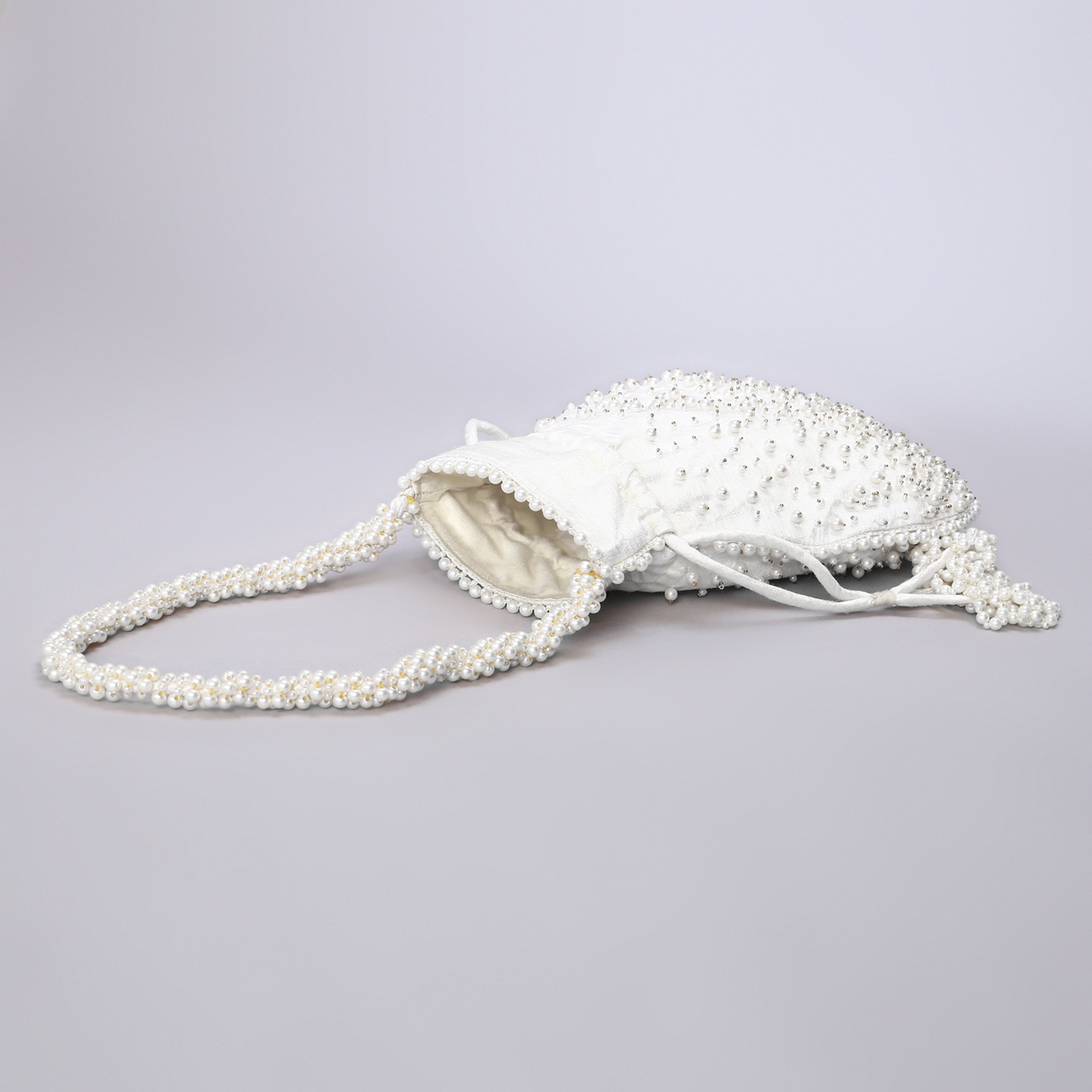 Ornatte - White Khanak Potli