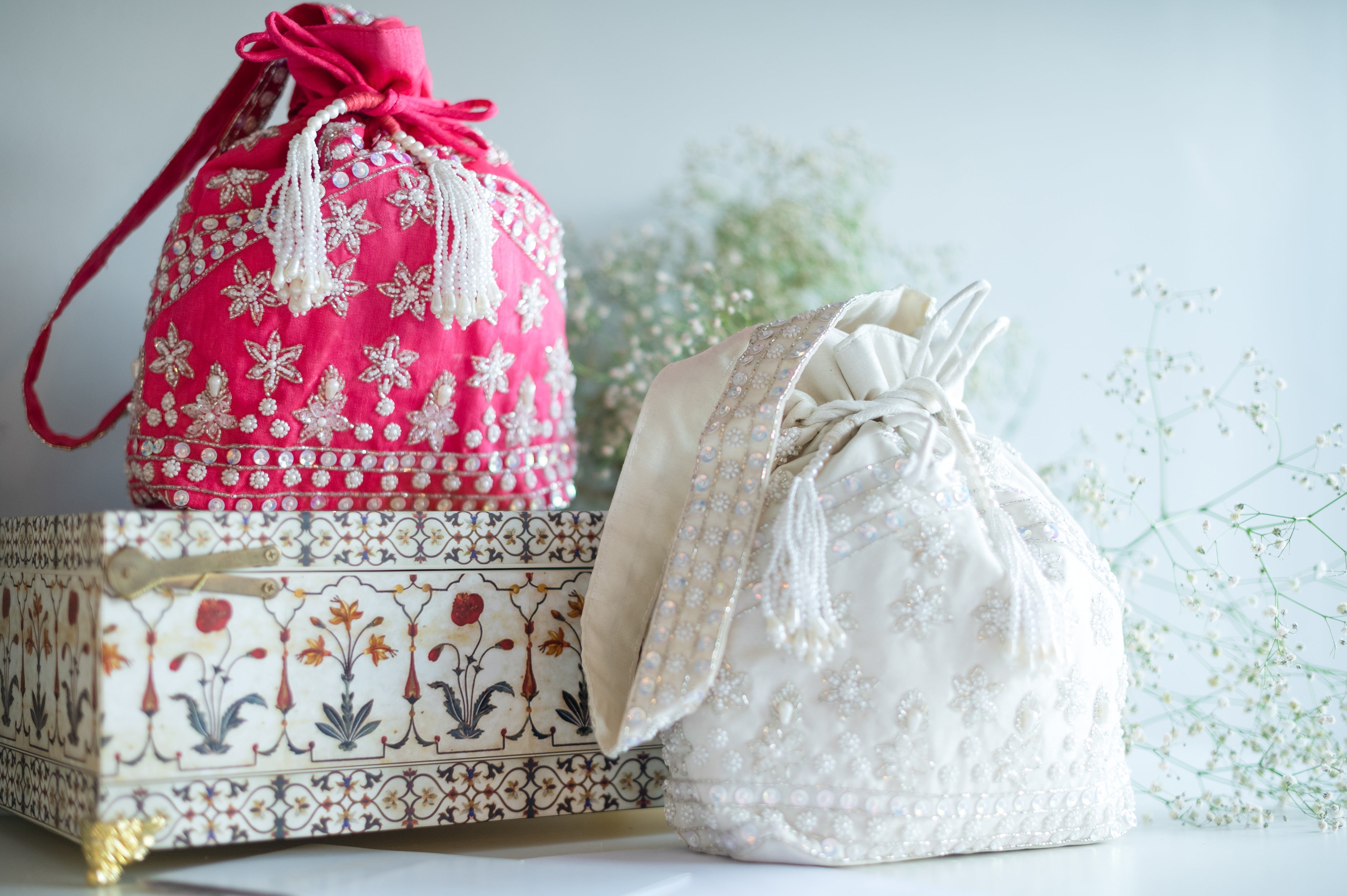 Ornatte - White Ritika Potli