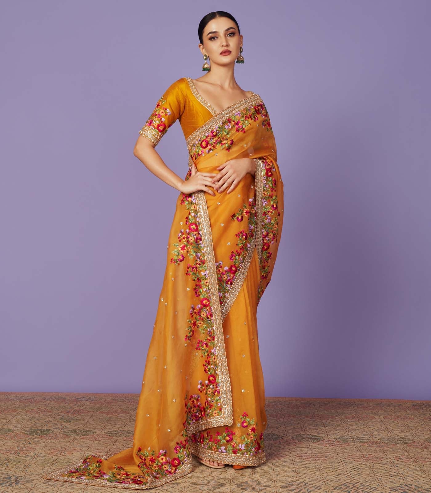 Zadozi Border Saree Set