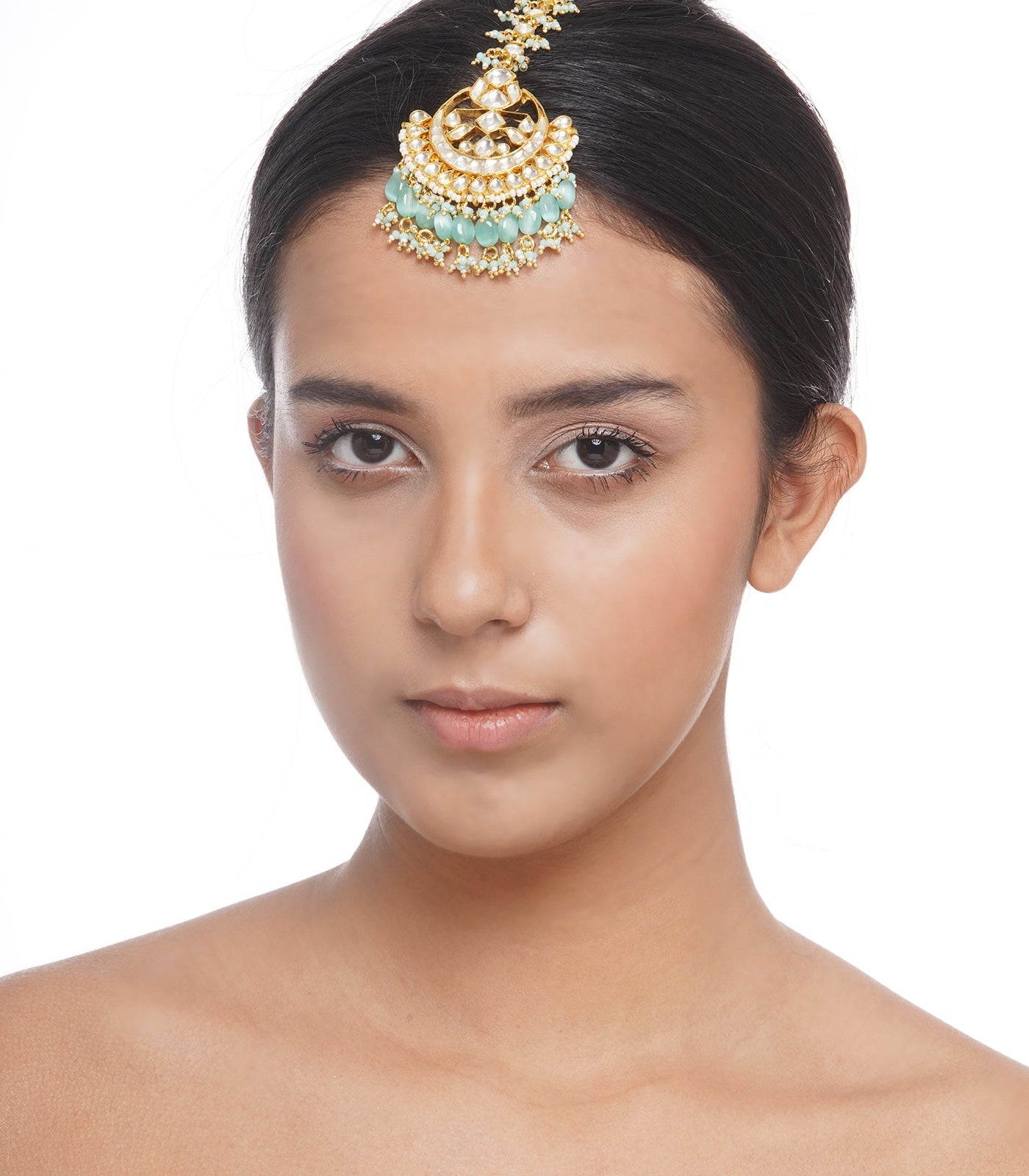 Preeti Mohan - Chandni Gold Plated Green Kundan Maang Tika