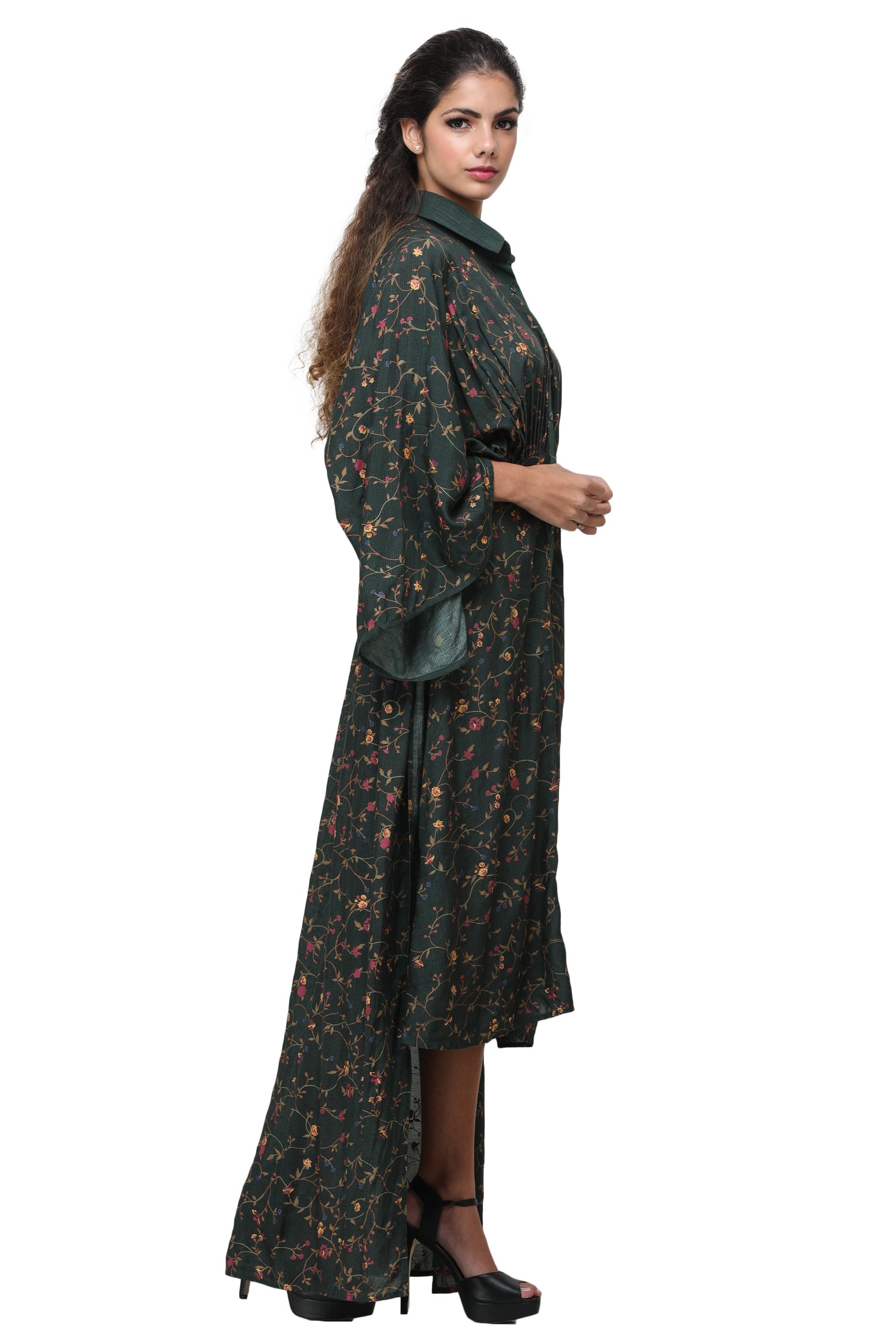 Pinnacle By Shruti Sancheti - Green Printed Kimono Dress
