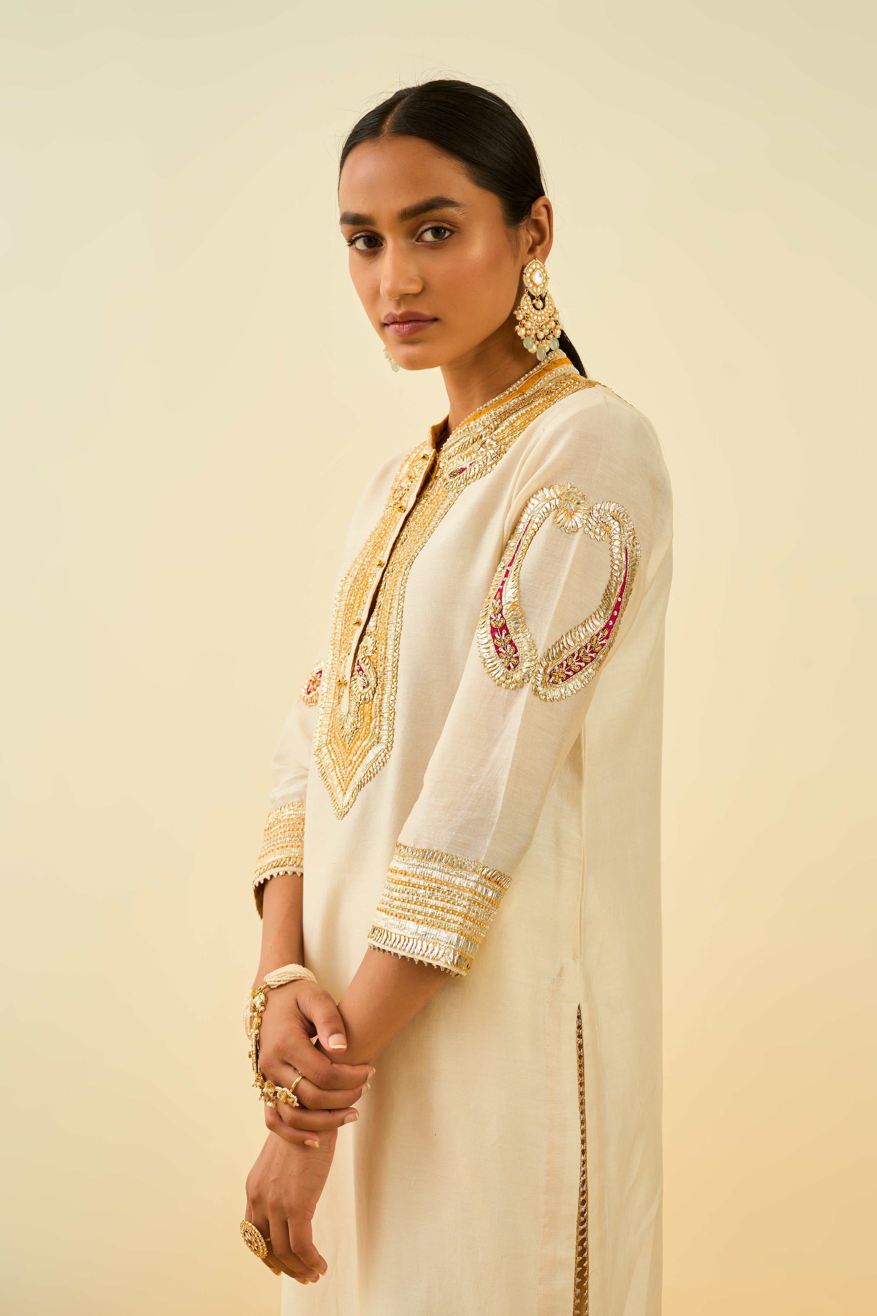 Sheetal Batra - Aliyah - Daisy Ivory Embroidered Kurta Set