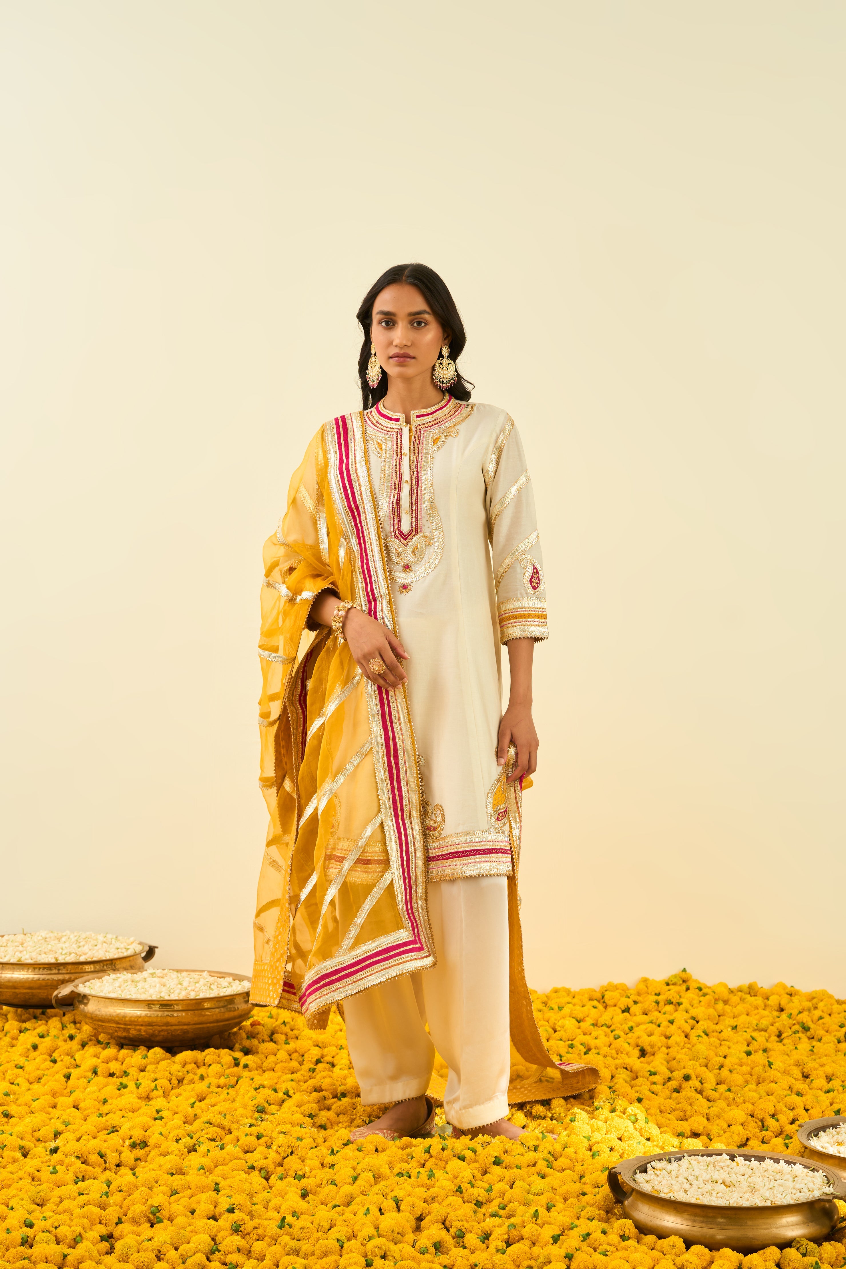 Sheetal Batra - Sadiyah - Daisy Ivory Embroidered Kurta Set