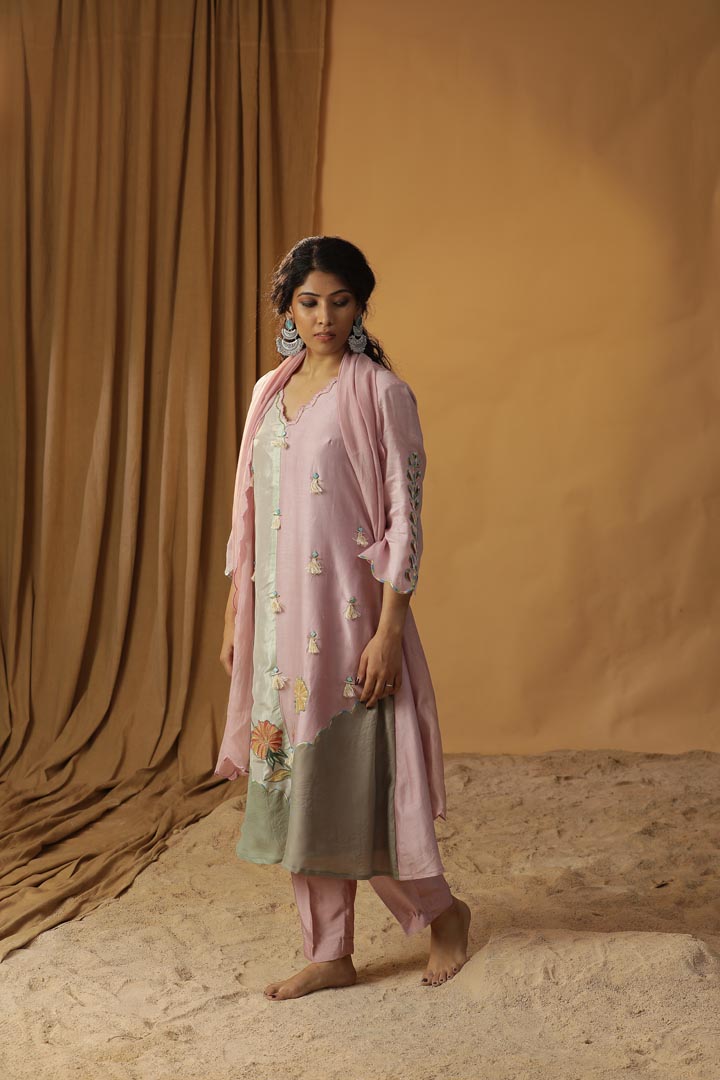 Image of BABY PINK CHANDERI SILK SUIT SET