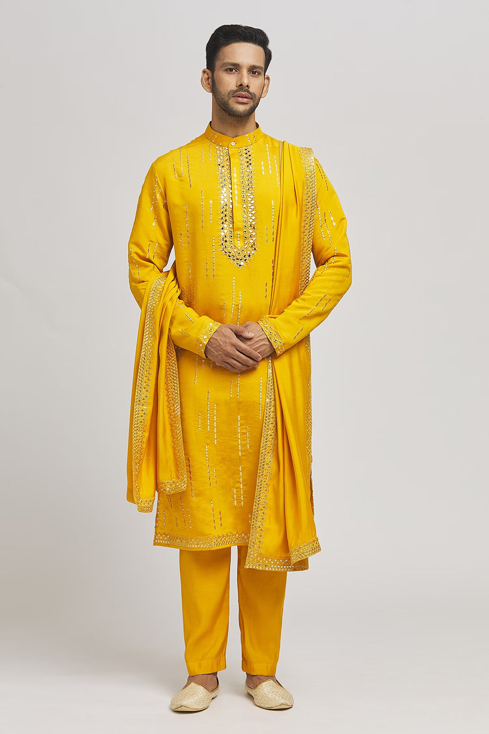 Kastu Embroidered Kurta Pant Set
